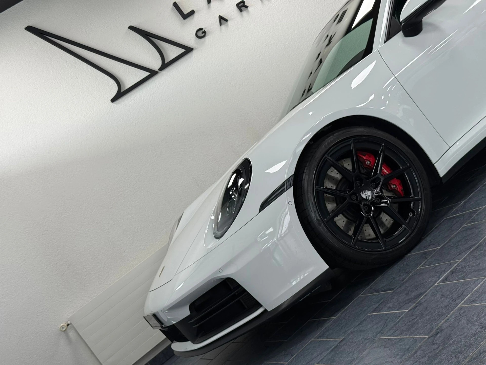 PORSCHE 911 Carrera S PDK-image-8