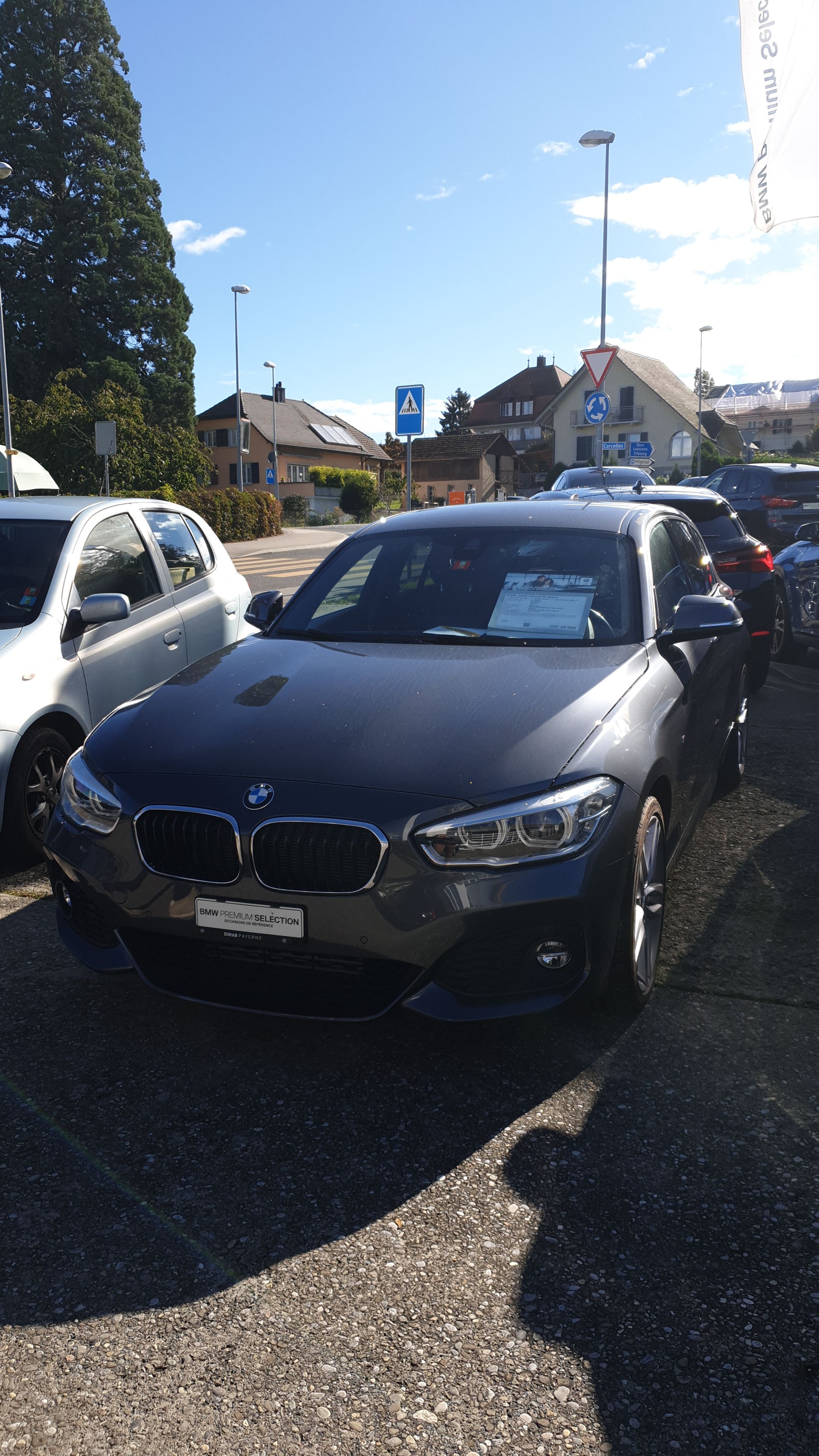 BMW 120d xDrive-image-1