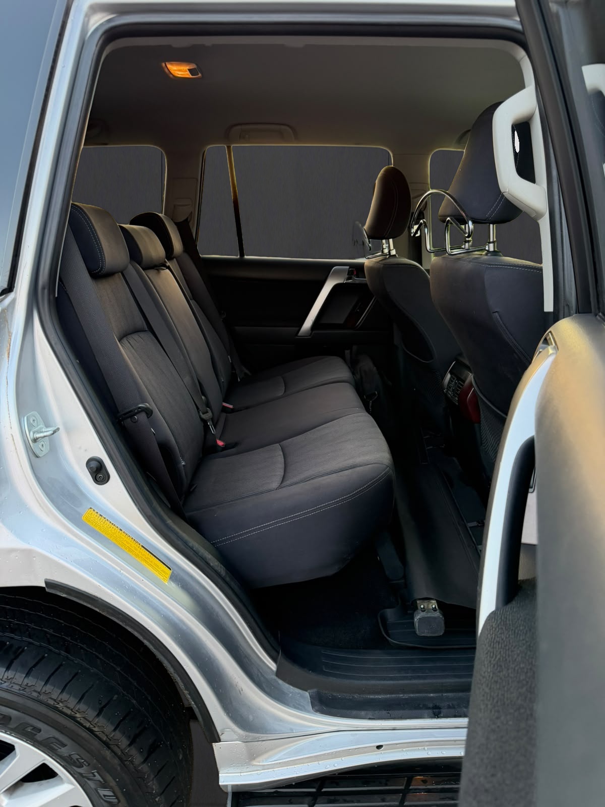 TOYOTA Land Cruiser 2.8TD Sol Premium Automat-image-9