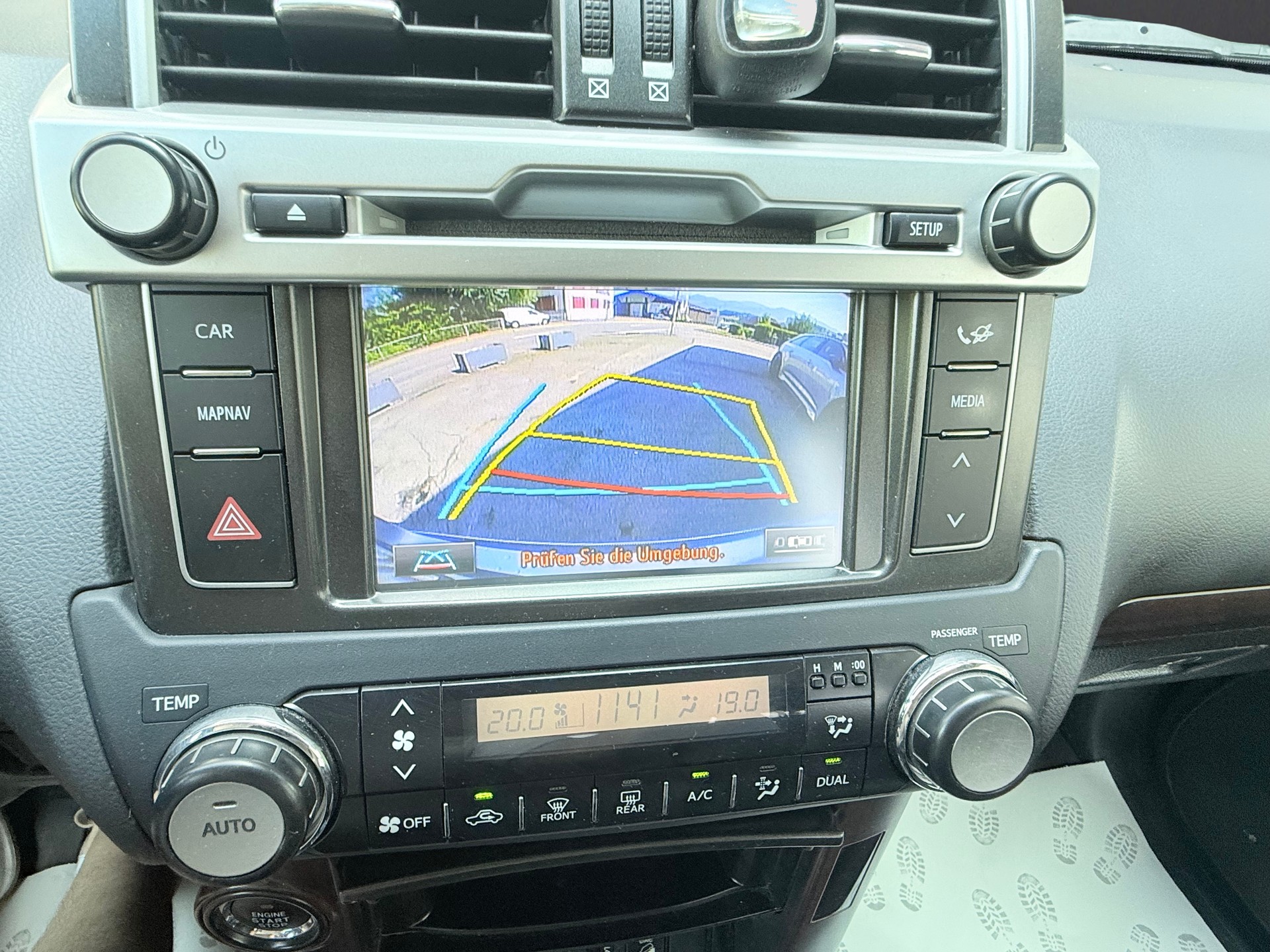 TOYOTA Land Cruiser 2.8TD Sol Premium Automat-image-24