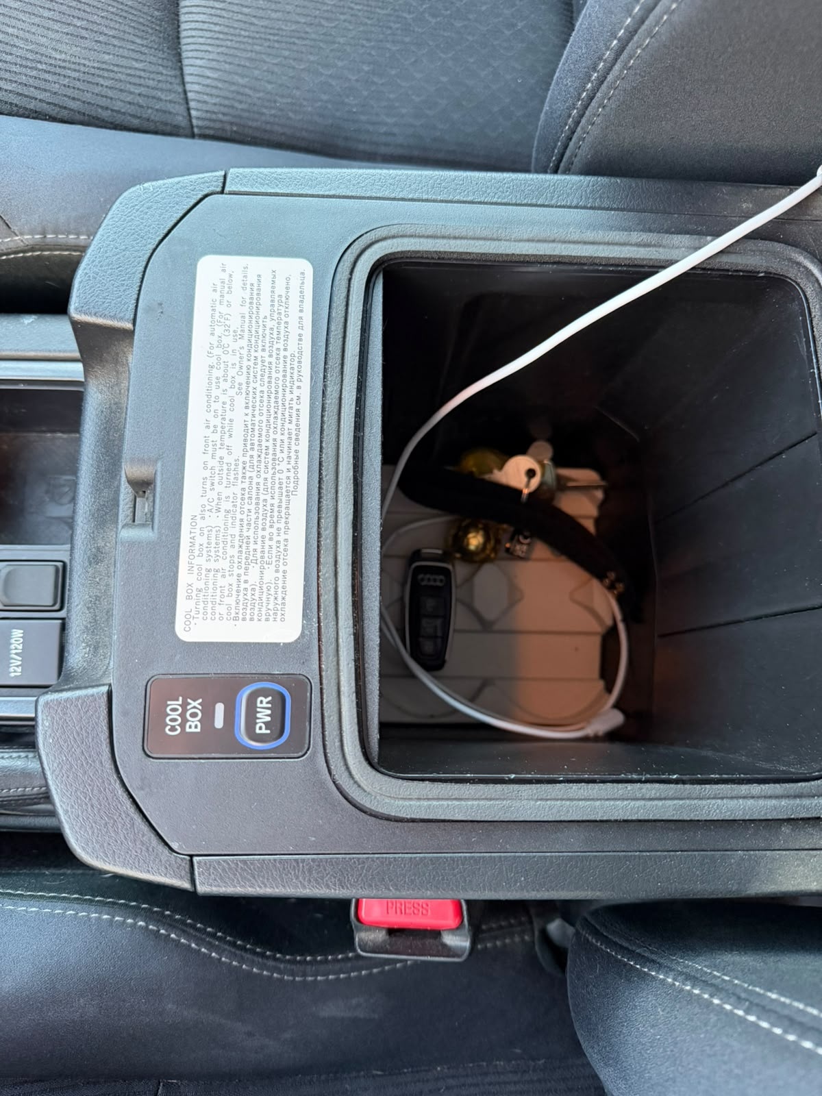TOYOTA Land Cruiser 2.8TD Sol Premium Automat-image-23