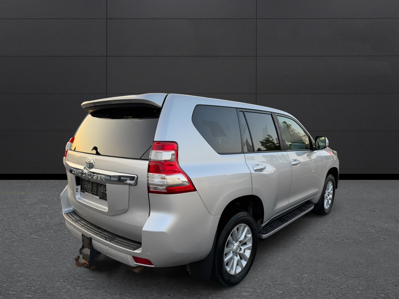 TOYOTA Land Cruiser 2.8TD Sol Premium Automat-image-3