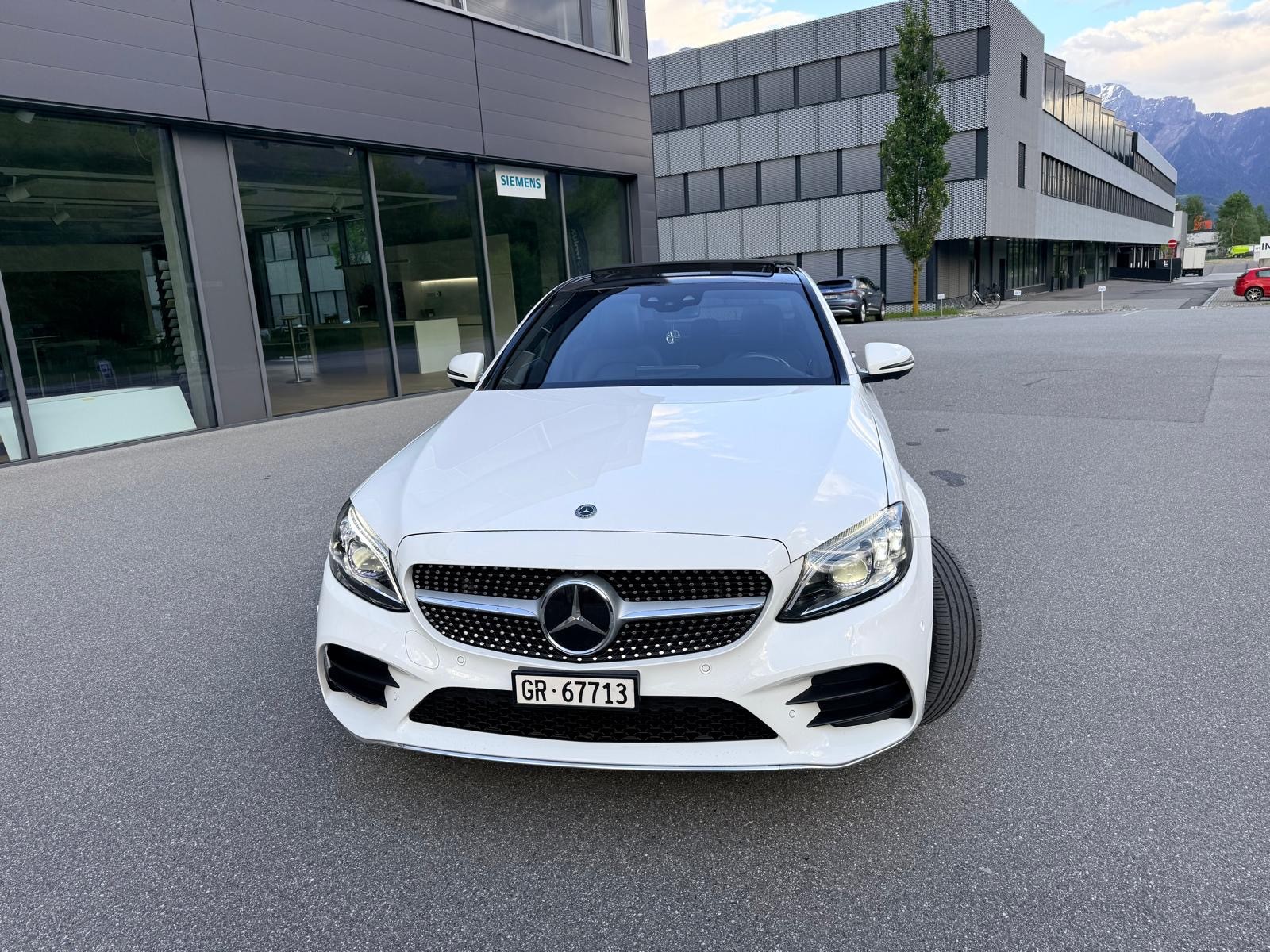 MERCEDES-BENZ C 220 d Swiss Star 4Matic 9G-Tronic-image-0