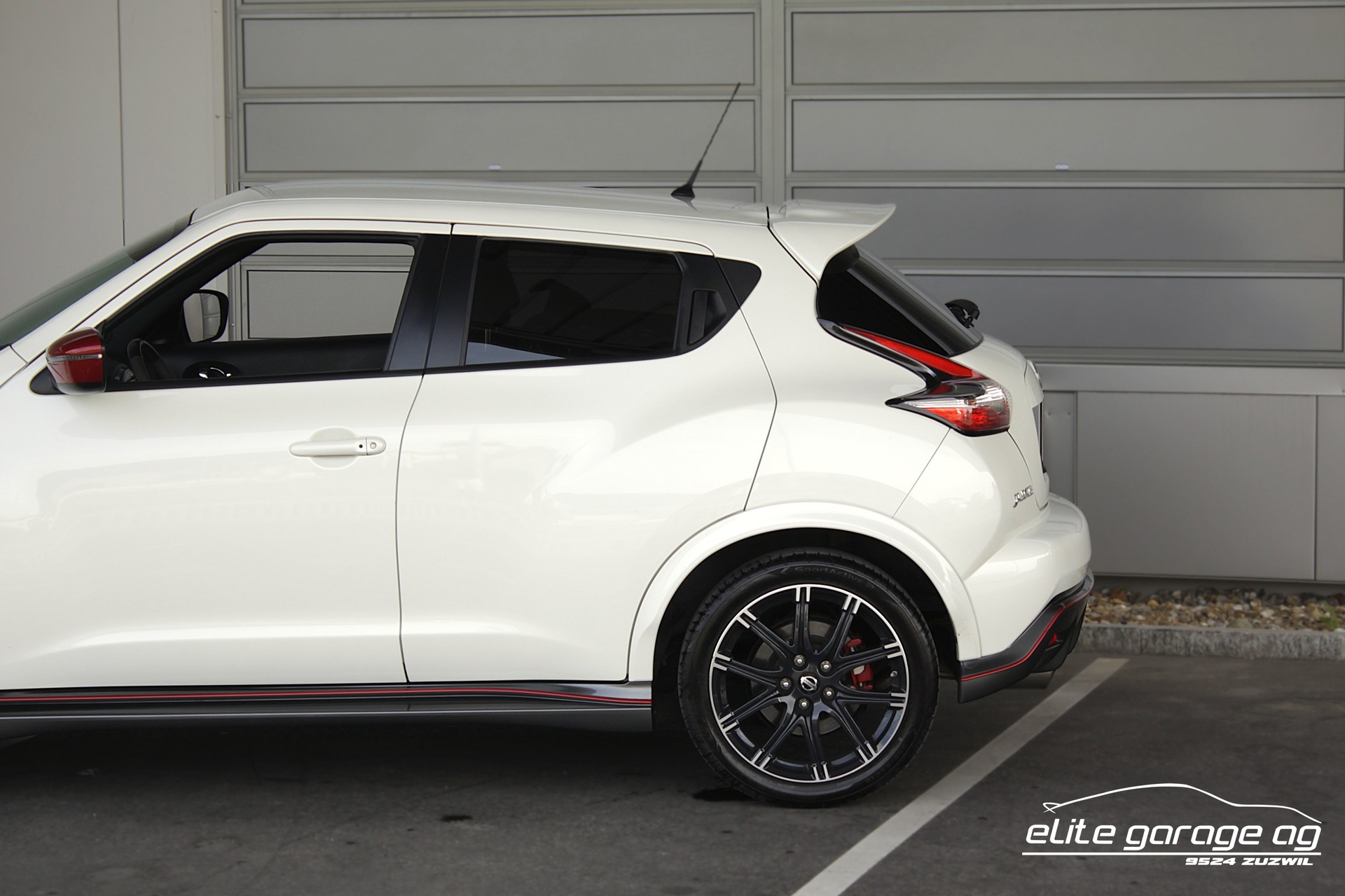 NISSAN Juke 1.6 DIG-T Nismo RS 4x4 Xtronic M-CVT-image-12