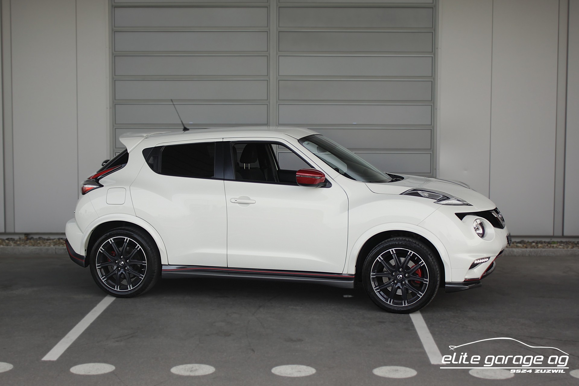 NISSAN Juke 1.6 DIG-T Nismo RS 4x4 Xtronic M-CVT-image-6