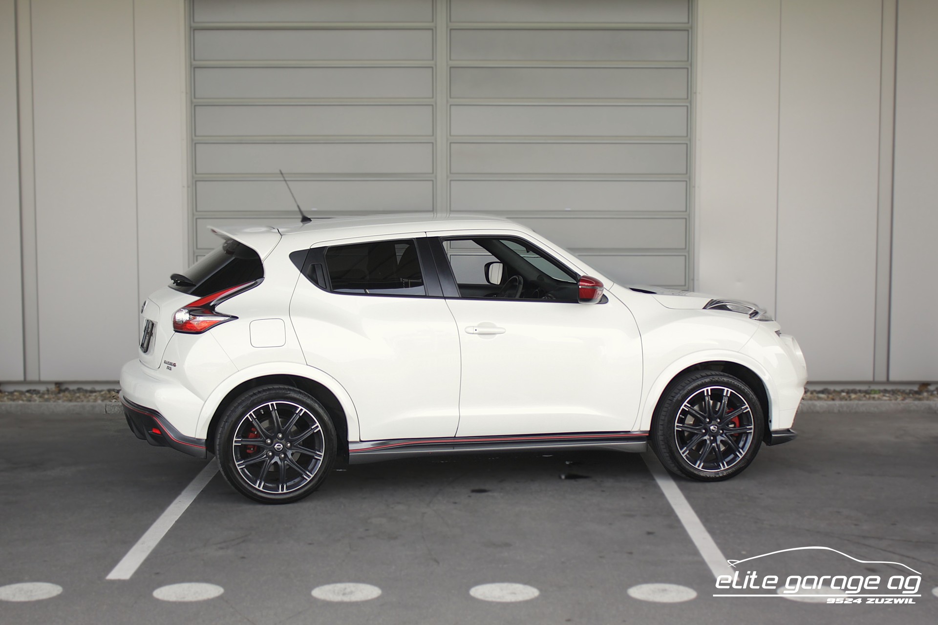 NISSAN Juke 1.6 DIG-T Nismo RS 4x4 Xtronic M-CVT-image-4