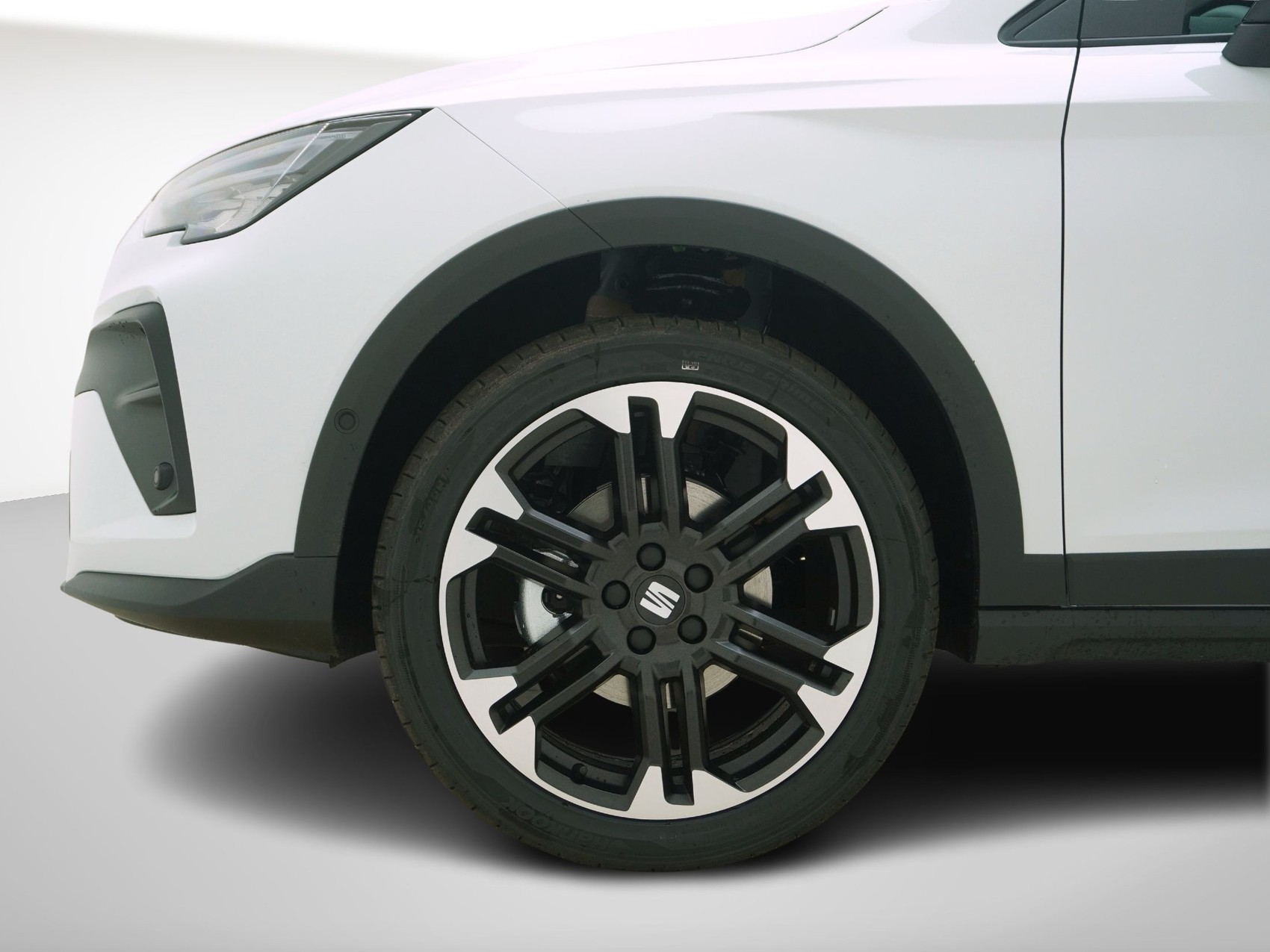 SEAT Arona 1.5 TSI FR DSG-image-9