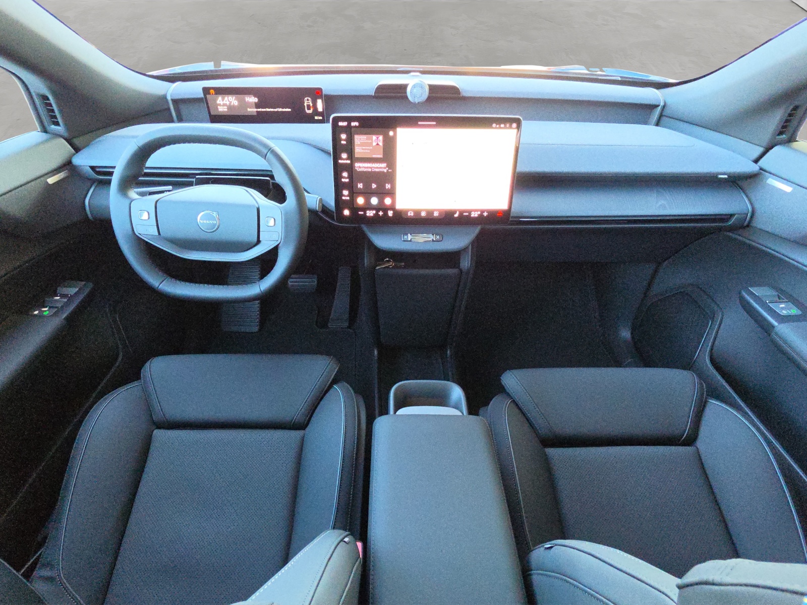 VOLVO EX60 Twin Ultra AWD-image-11