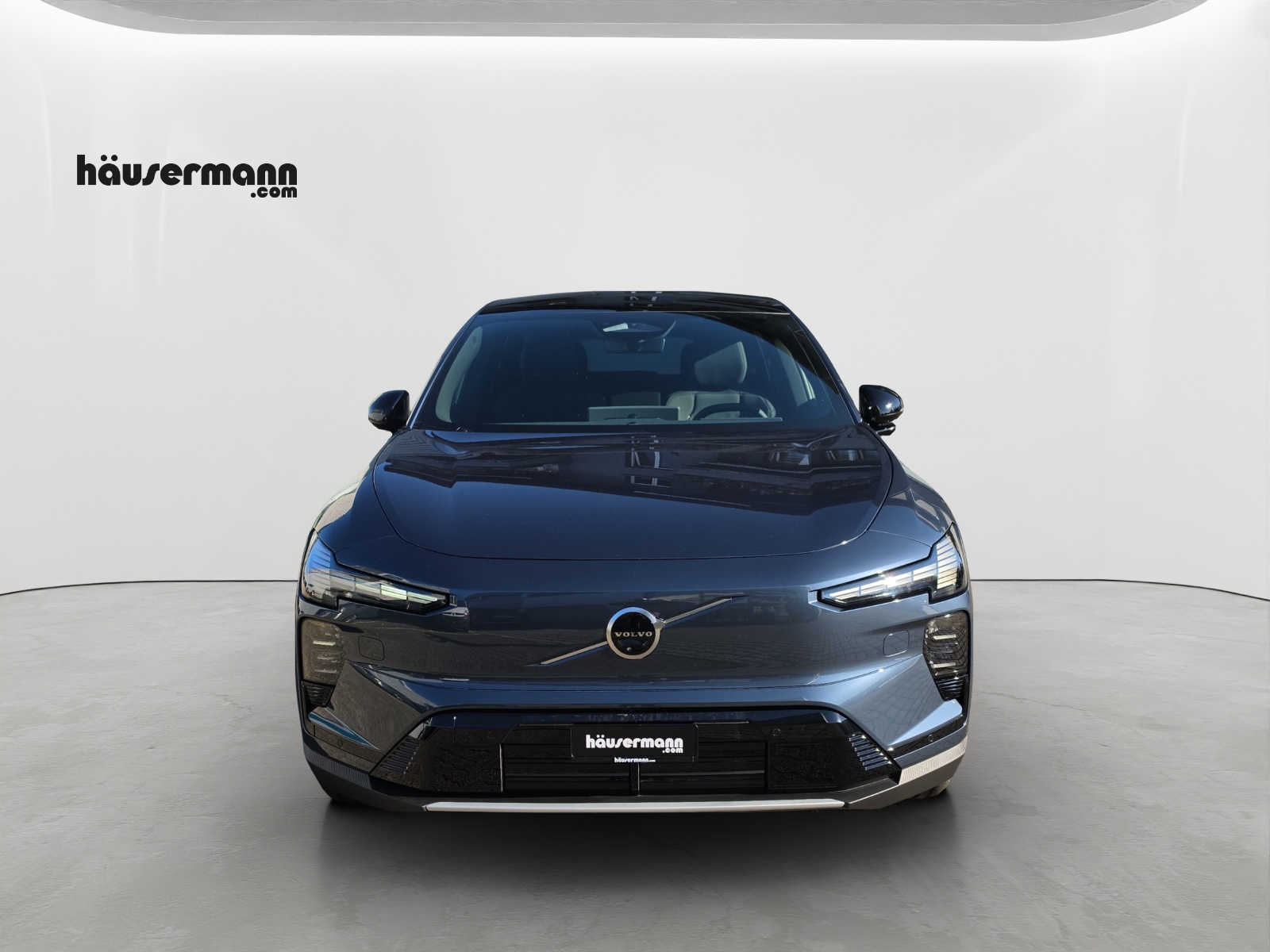 VOLVO EX60 Twin Ultra AWD-image-1