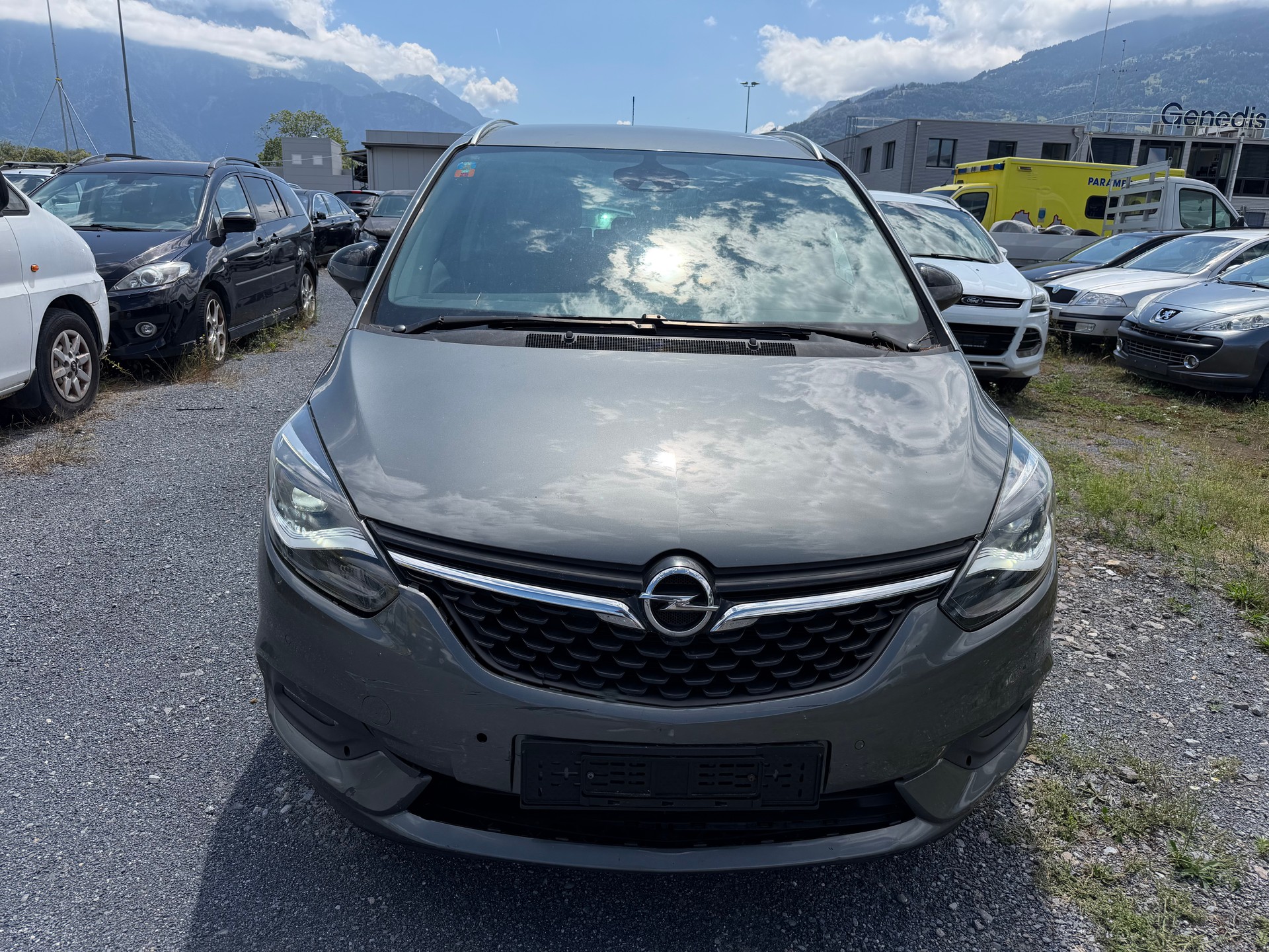 OPEL Zafira 1.6i Turbo Excellence Automatic-image-1
