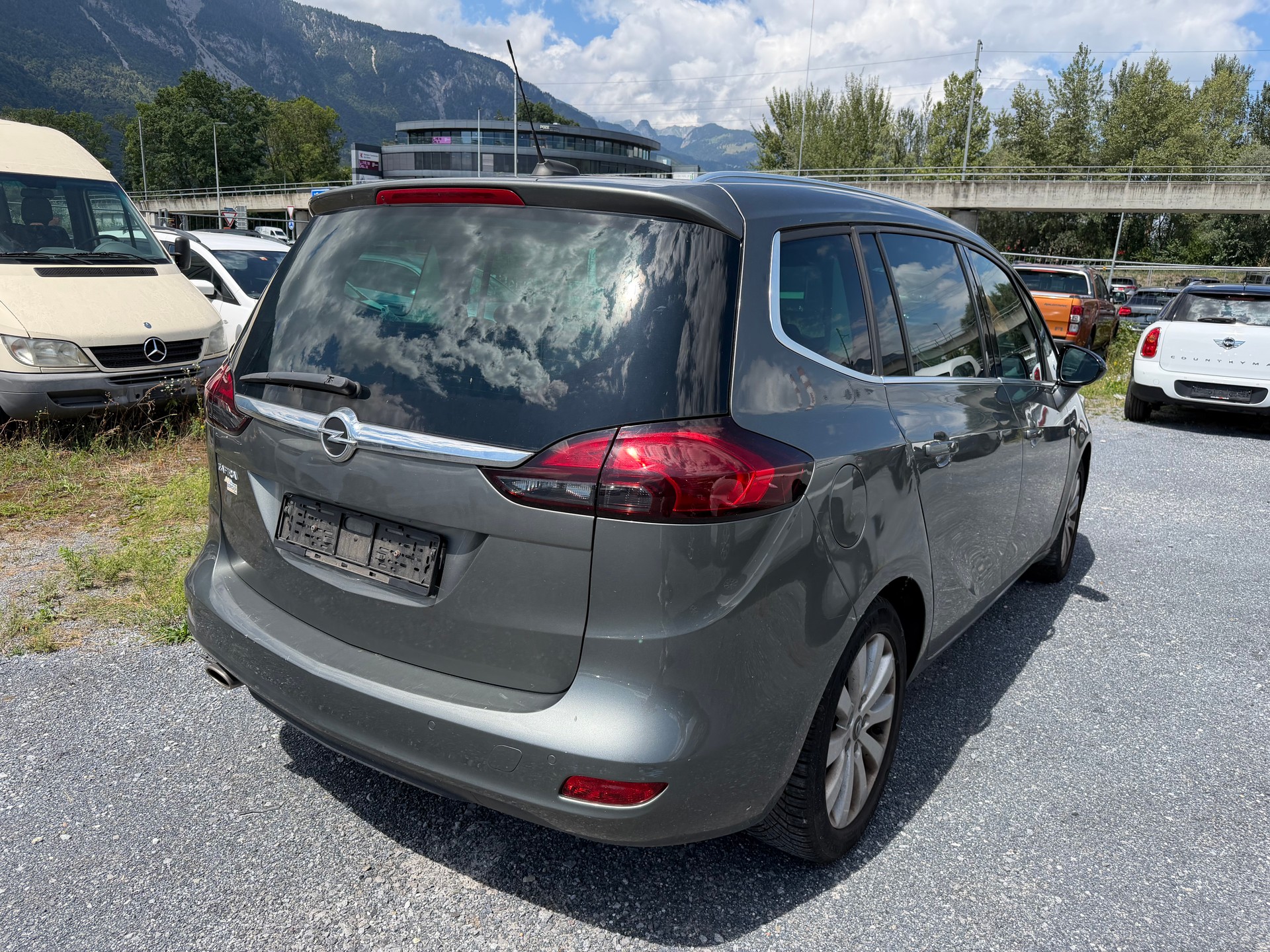 OPEL Zafira 1.6i Turbo Excellence Automatic-image-5