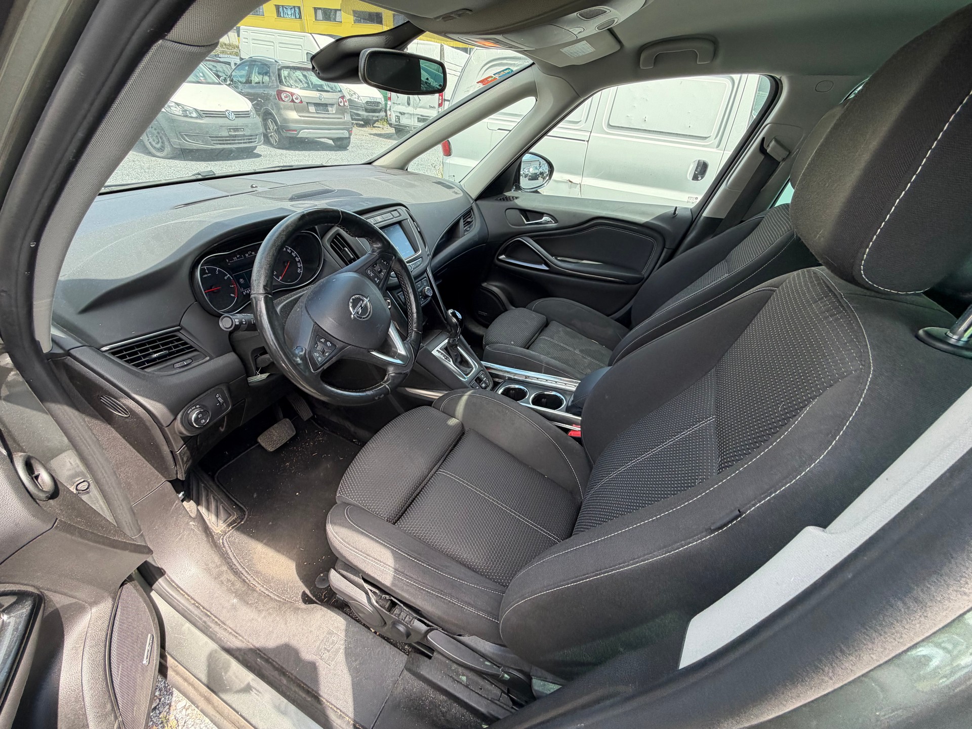 OPEL Zafira 1.6i Turbo Excellence Automatic-image-10