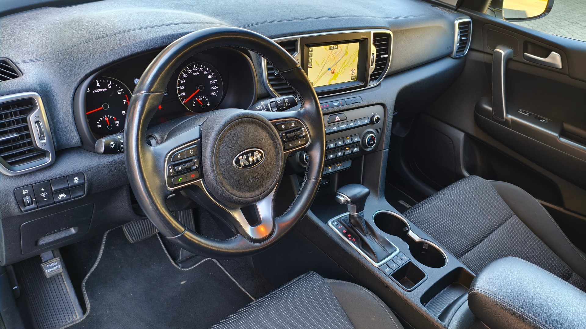 KIA Sportage 1.6 T-GDi Trend 4WD Automat-image-7