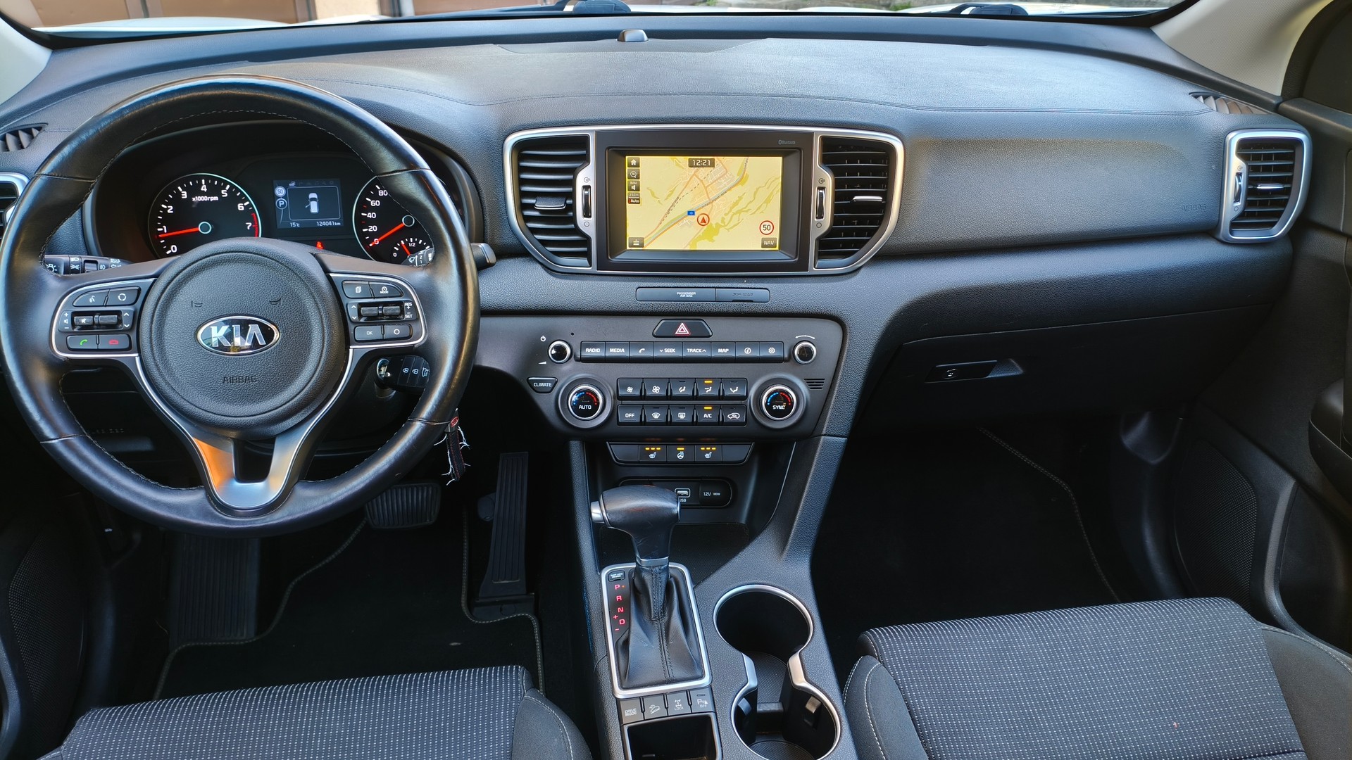 KIA Sportage 1.6 T-GDi Trend 4WD Automat-image-8