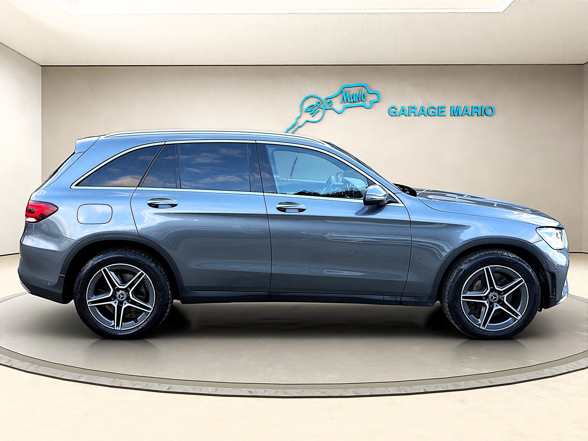 MERCEDES-BENZ GLC 300❗AMG Line❗4Matic 9G-Tronic ✅CH-Fahrzeug & Frisch ab MFK✅-image-3