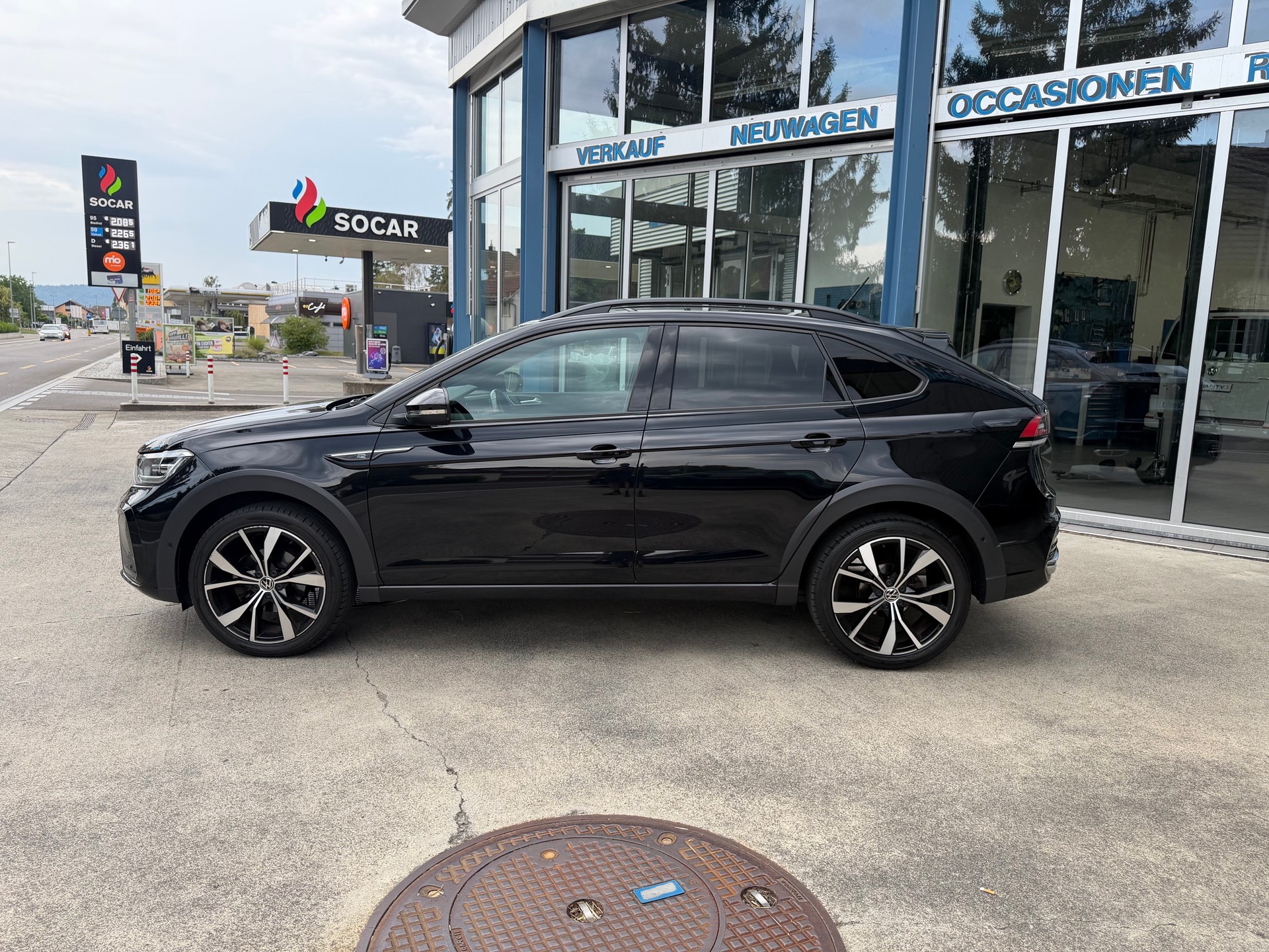 VW Taigo 1.0 TSI R-Line DSG-image-5