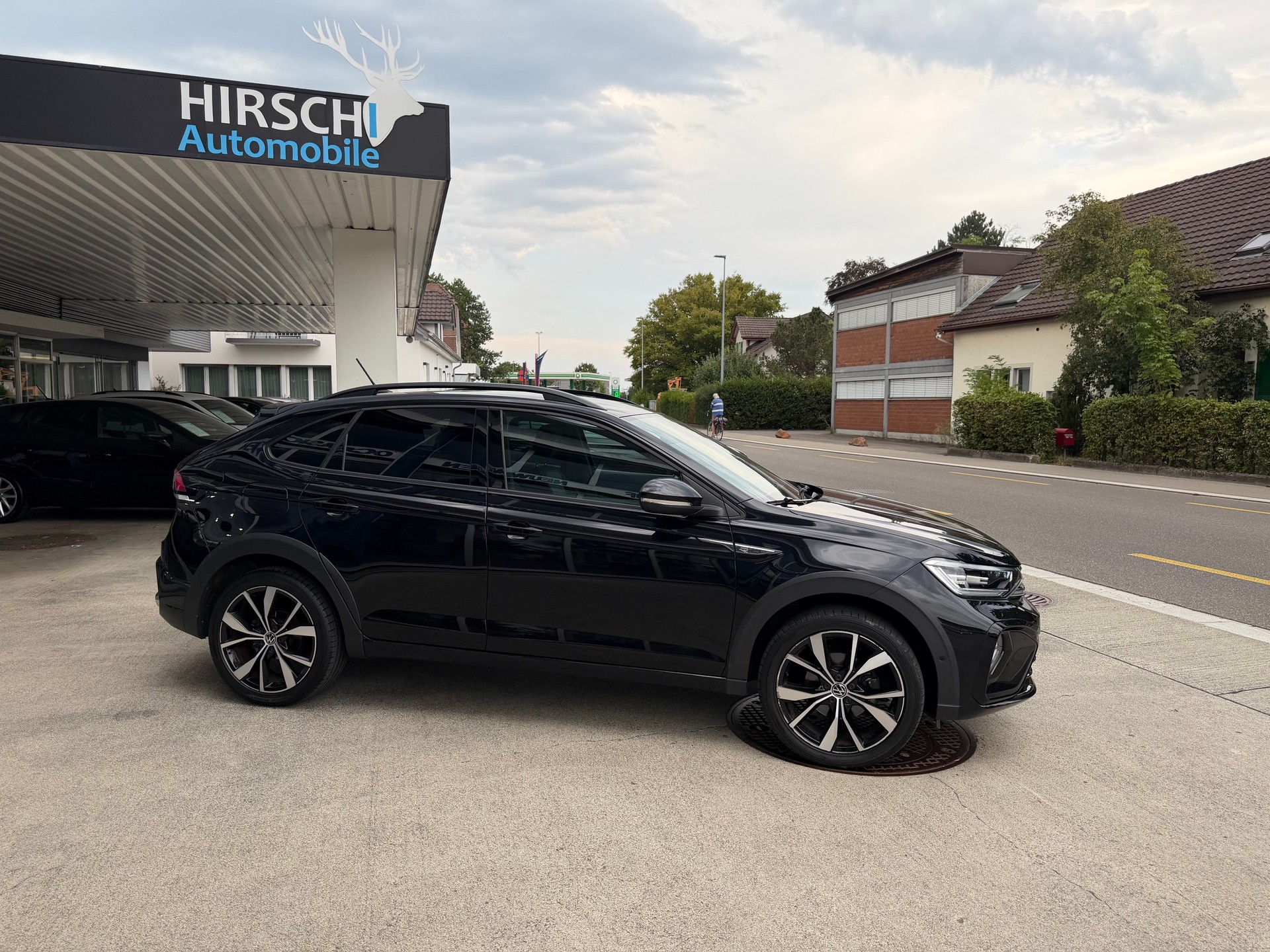 VW Taigo 1.0 TSI R-Line DSG-image-1