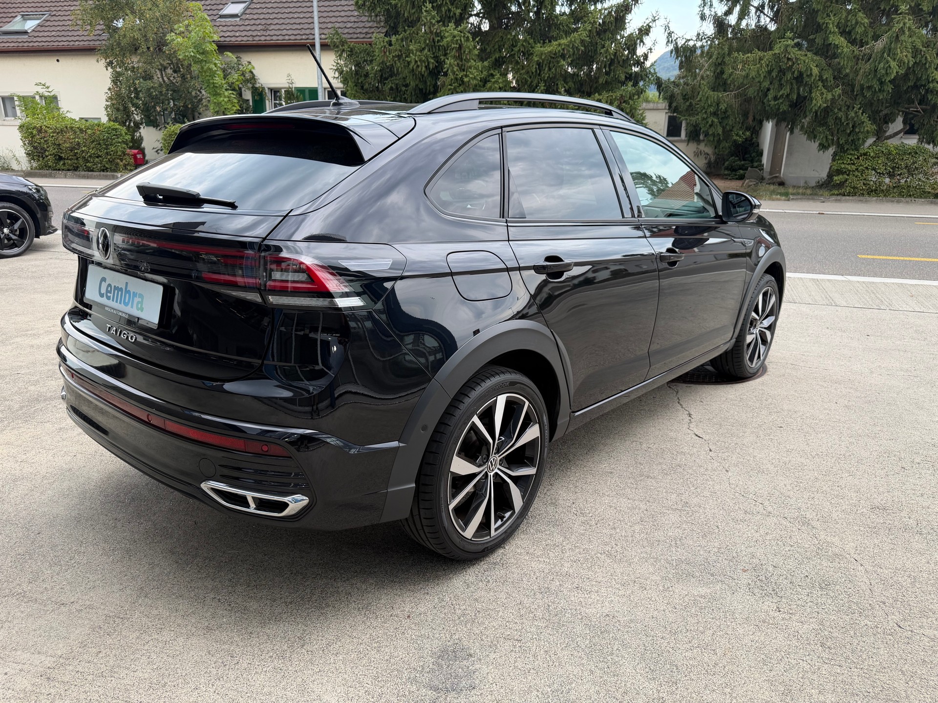 VW Taigo 1.0 TSI R-Line DSG-image-2