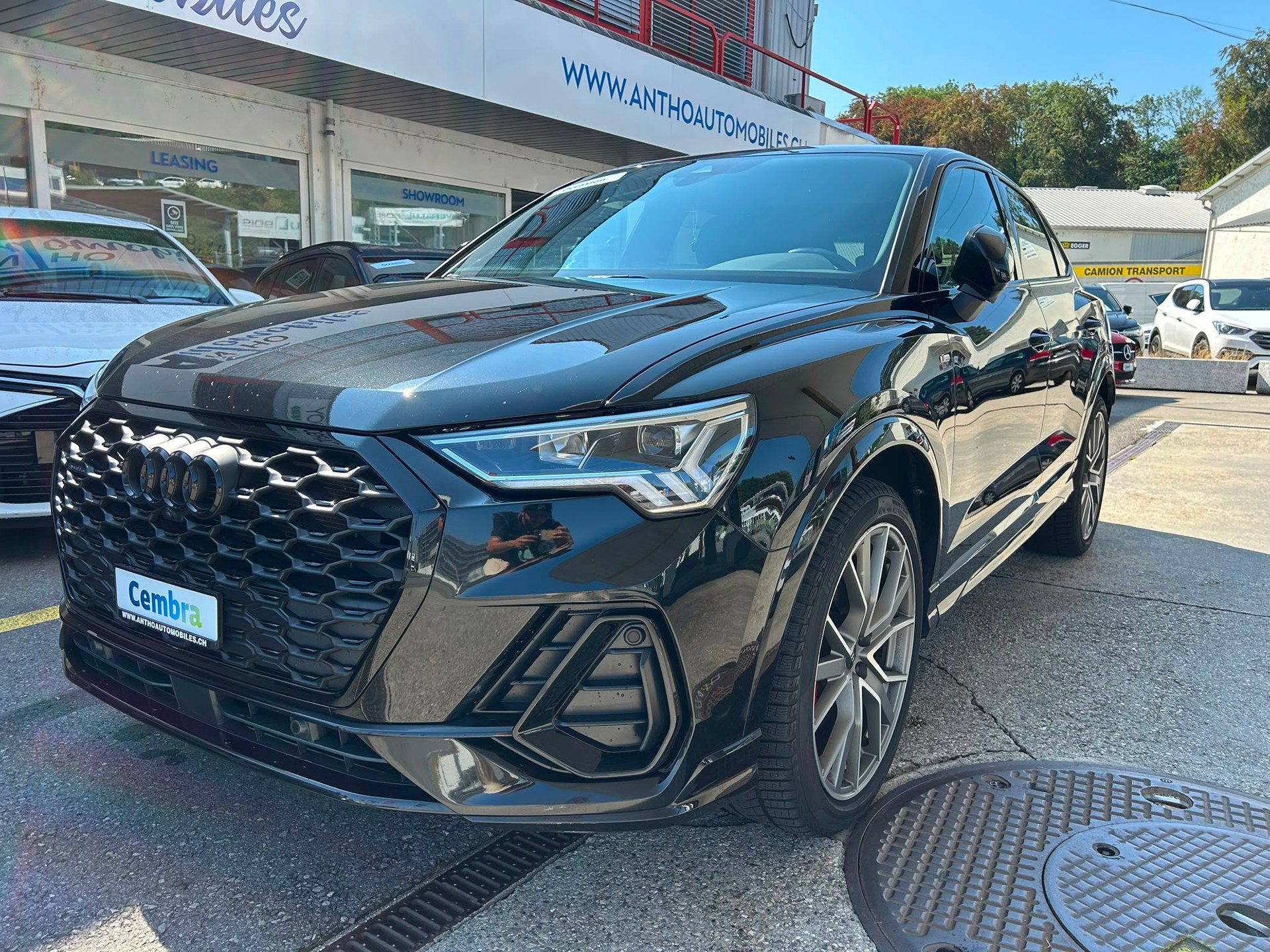 AUDI Q3 Sportback 40 TDI S line quattro S-tronic-image-1