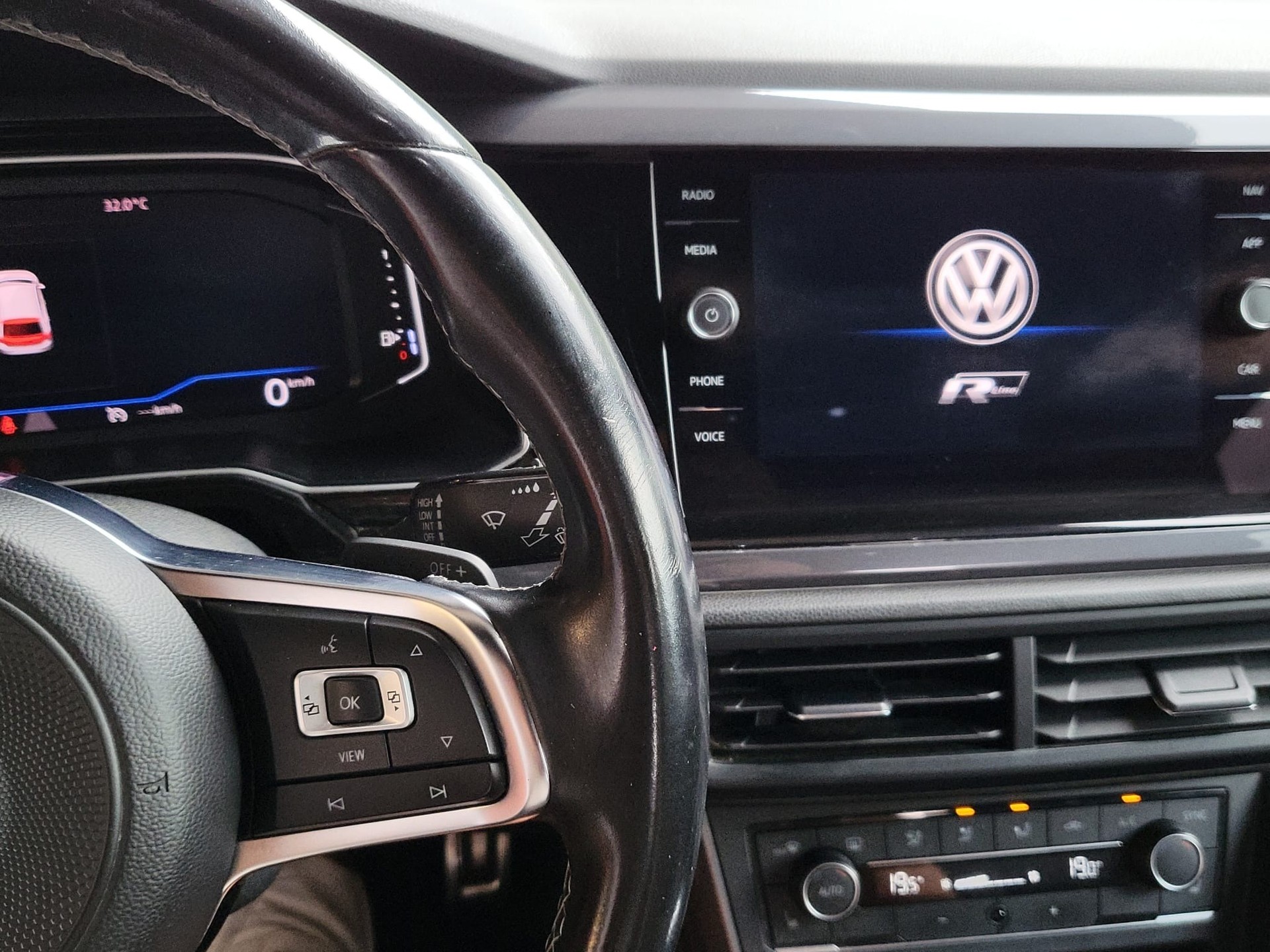 VW Polo 1.0 TSI BMT Highline R-Line DSG-showroom-element-1