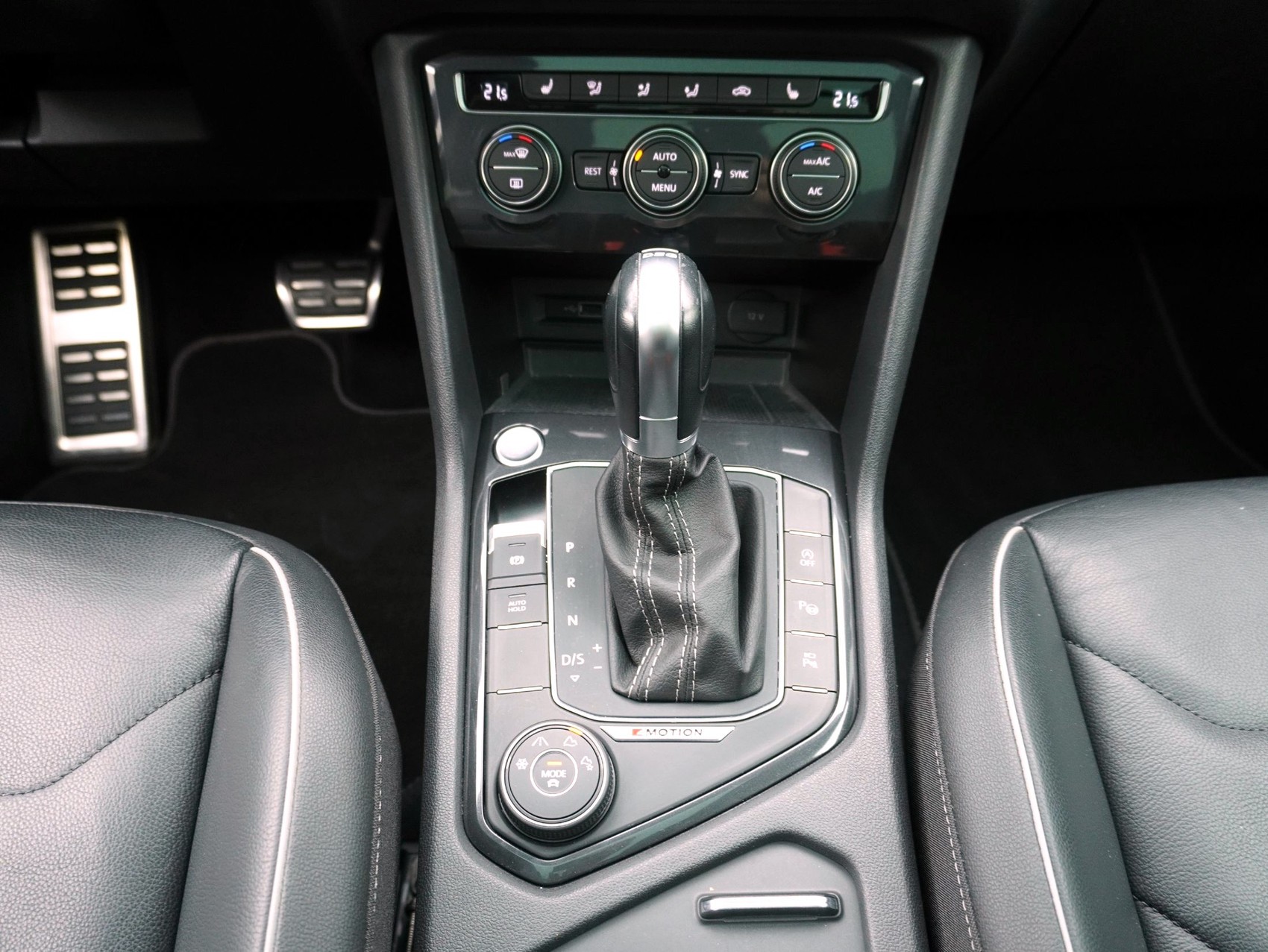 VW Tiguan Allspace 2.0 TSI DSG R-Line 4Motion-image-13