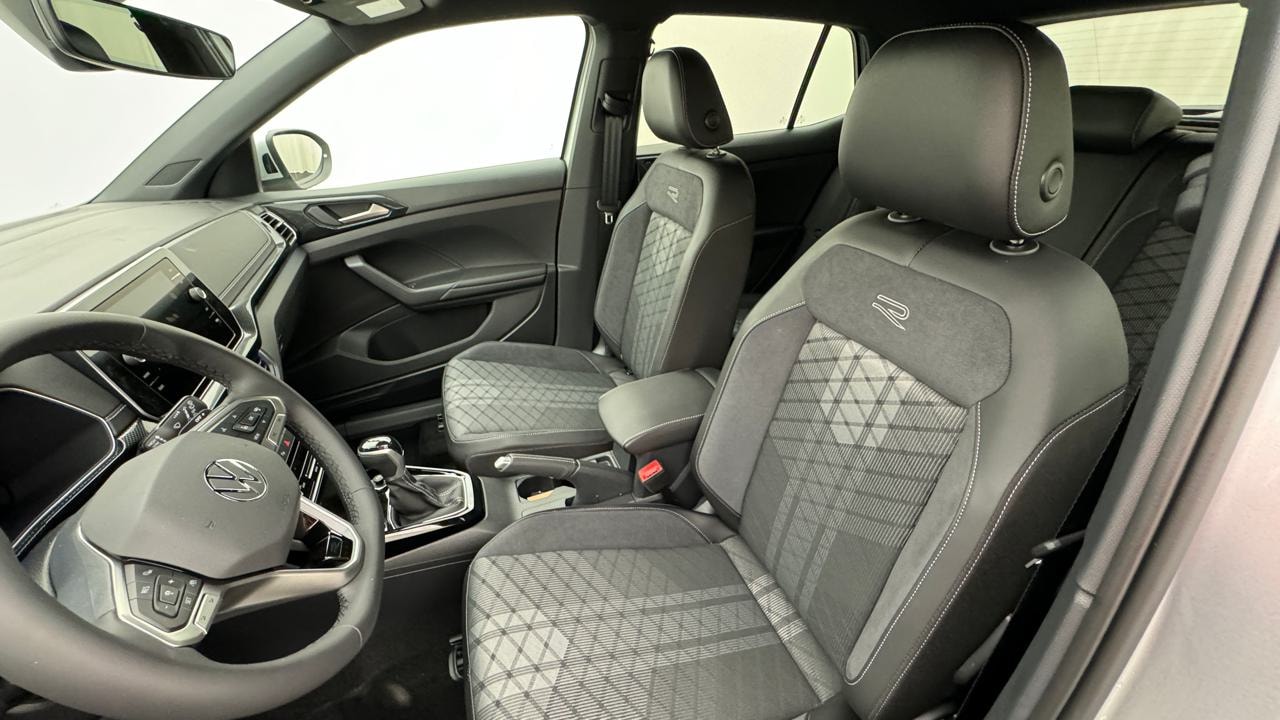 VW T-Cross 1.5 TSI EVO ACT R-Line DSG-image-4