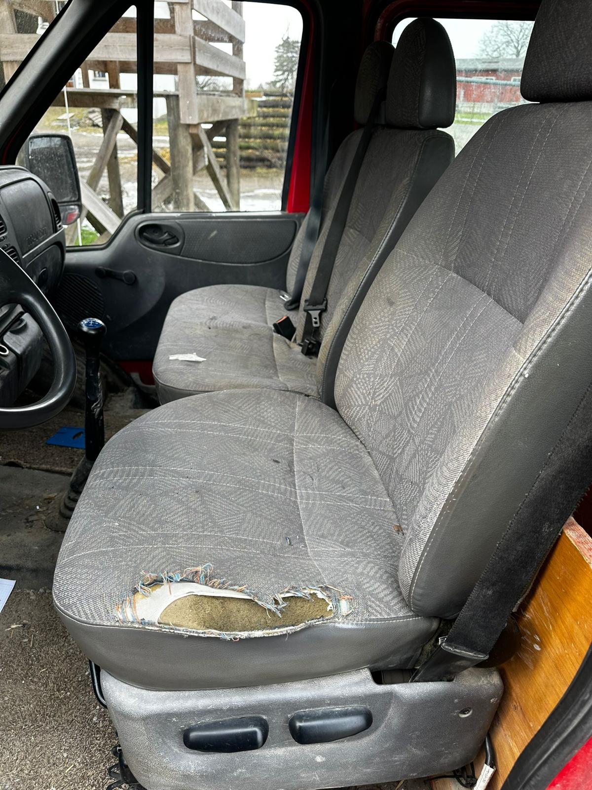 FORD Transit 2.4TD 330 M-image-3