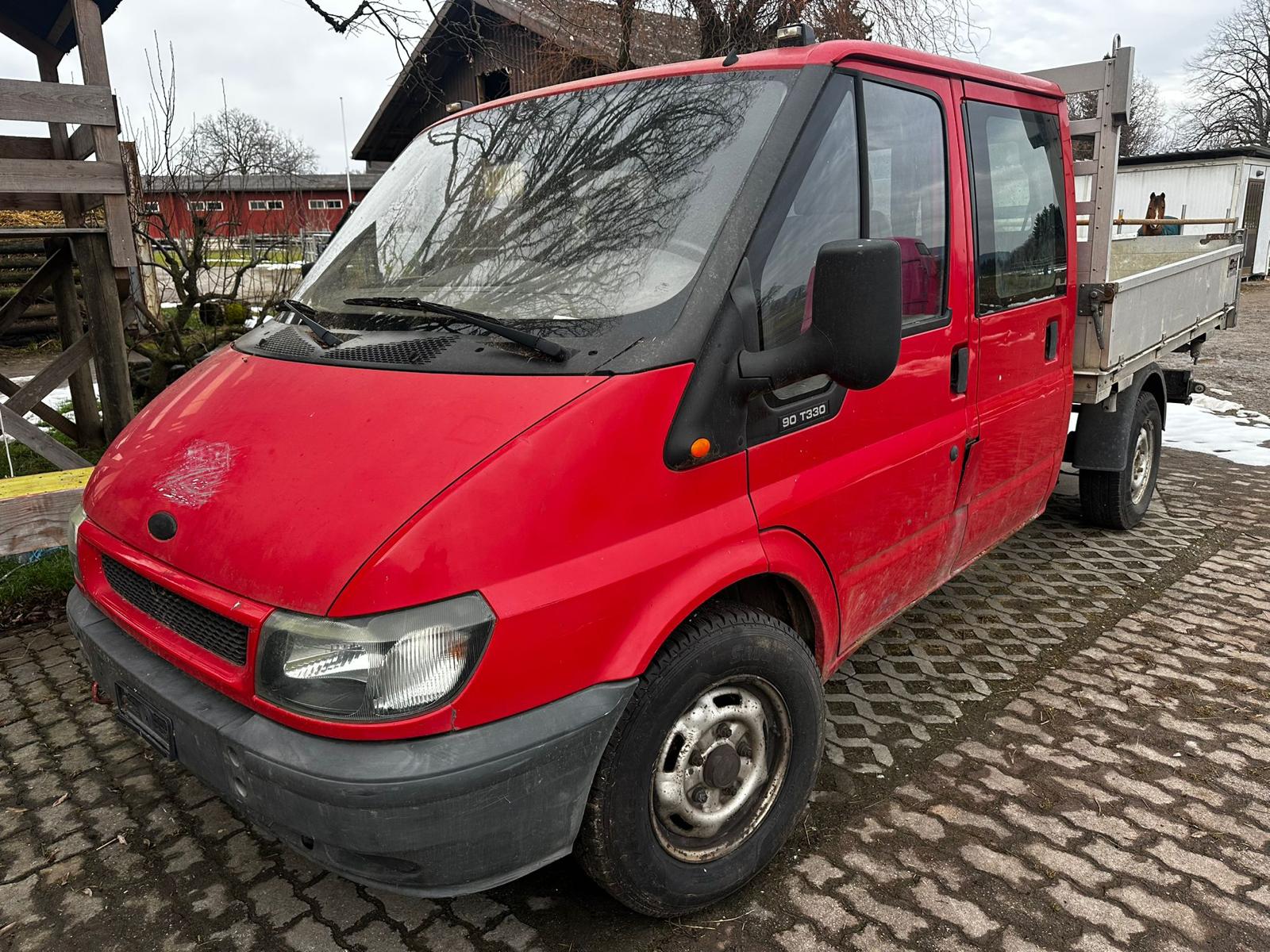 FORD Transit 2.4TD 330 M-image-0