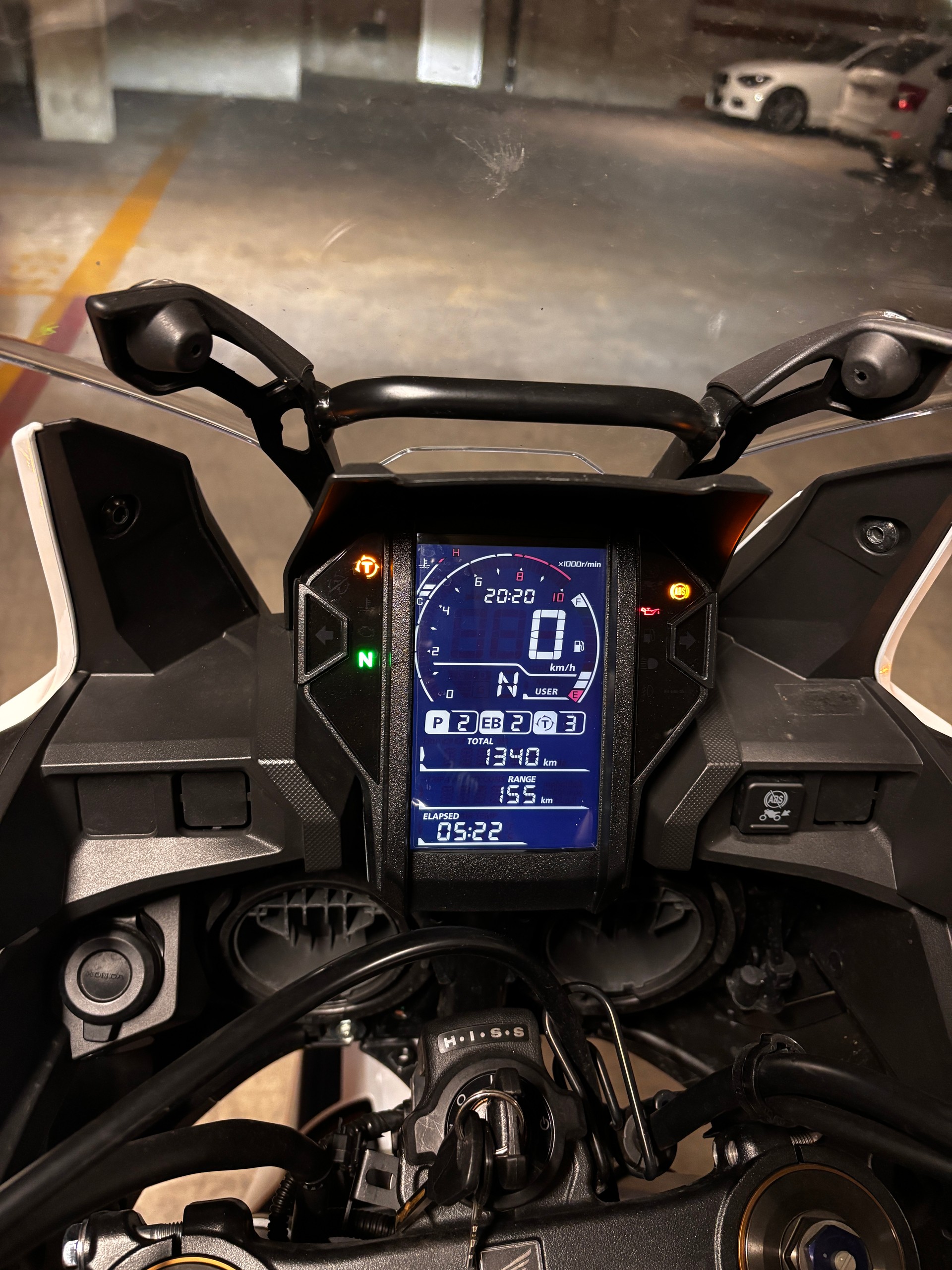 HONDA CRF 1000A Africa Twin-image-5