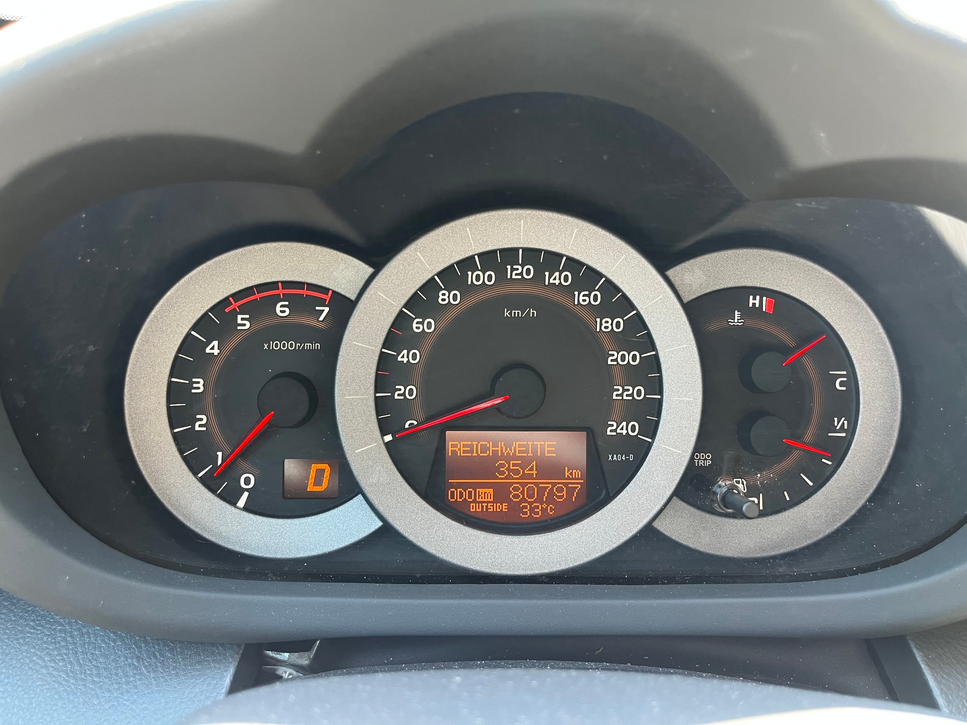 TOYOTA RAV-4 2.2D-CAT Linea Sol Premium AT-image-10