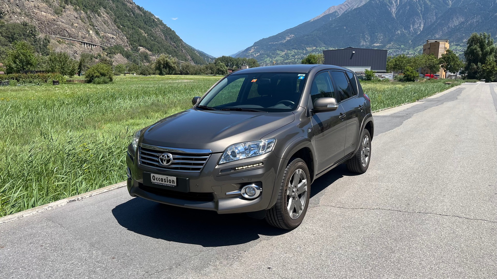 TOYOTA RAV-4 2.2D-CAT Linea Sol Premium AT-image-0