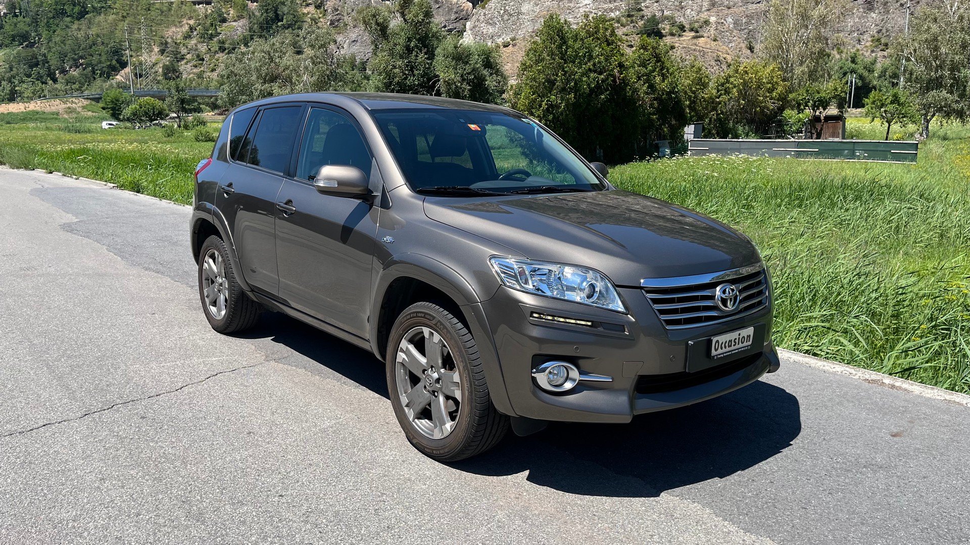 TOYOTA RAV-4 2.2D-CAT Linea Sol Premium AT-image-6