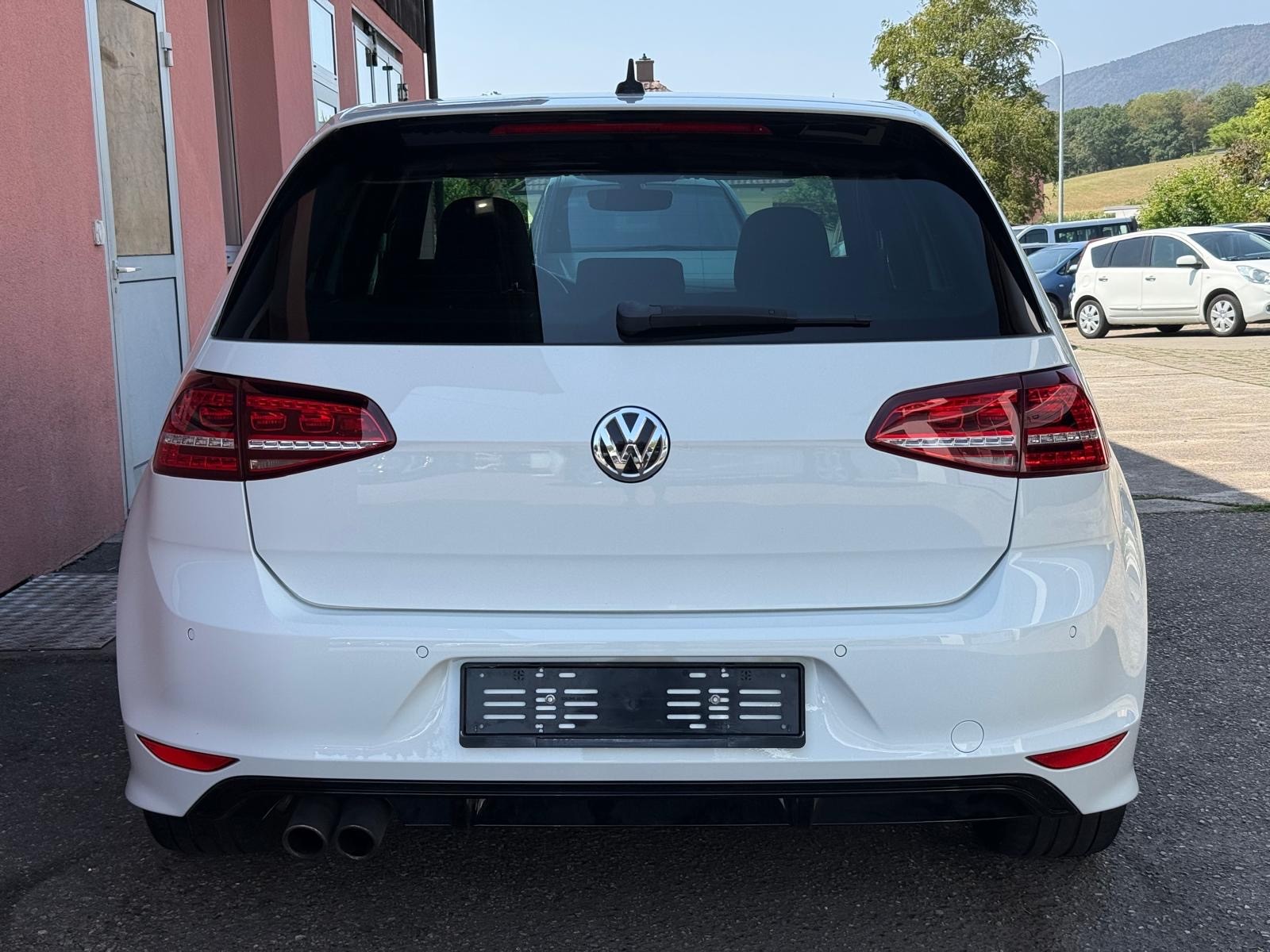 VW Golf 1.4 TSI Allstar R-Line DSG-image-3