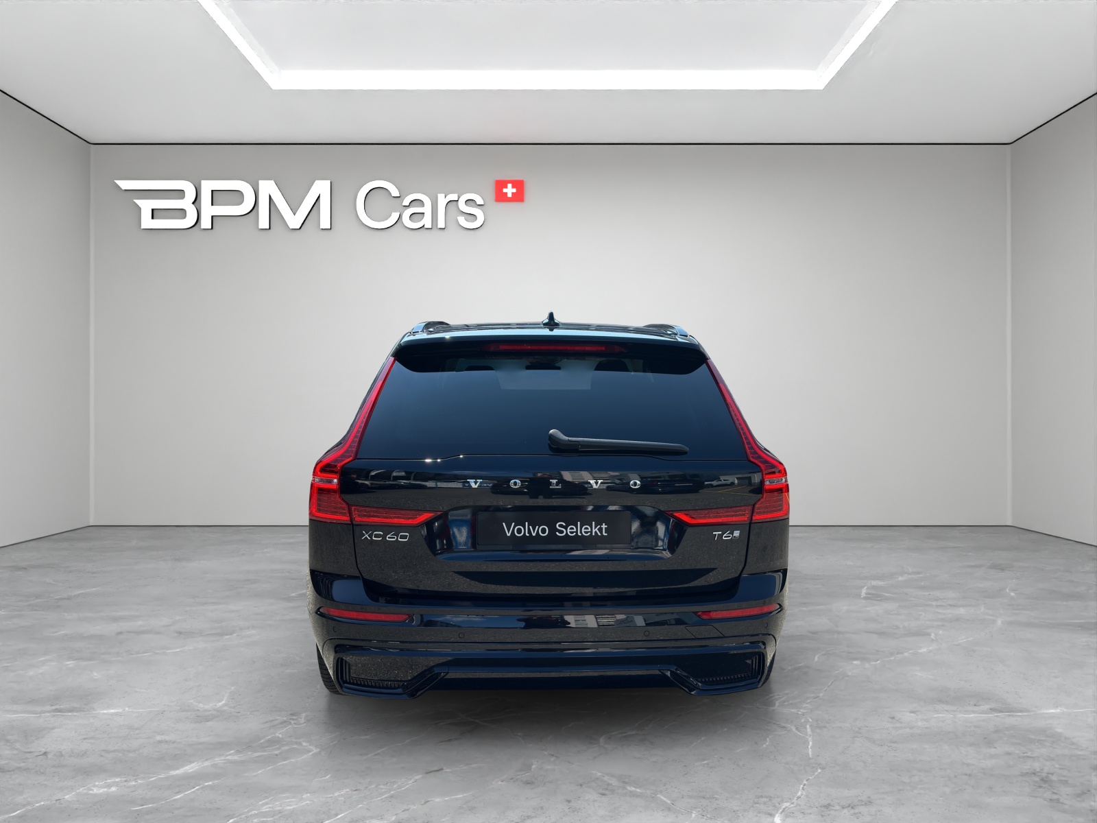 VOLVO XC60 2.0 T6 TE Plus Dark eAWD-image-2