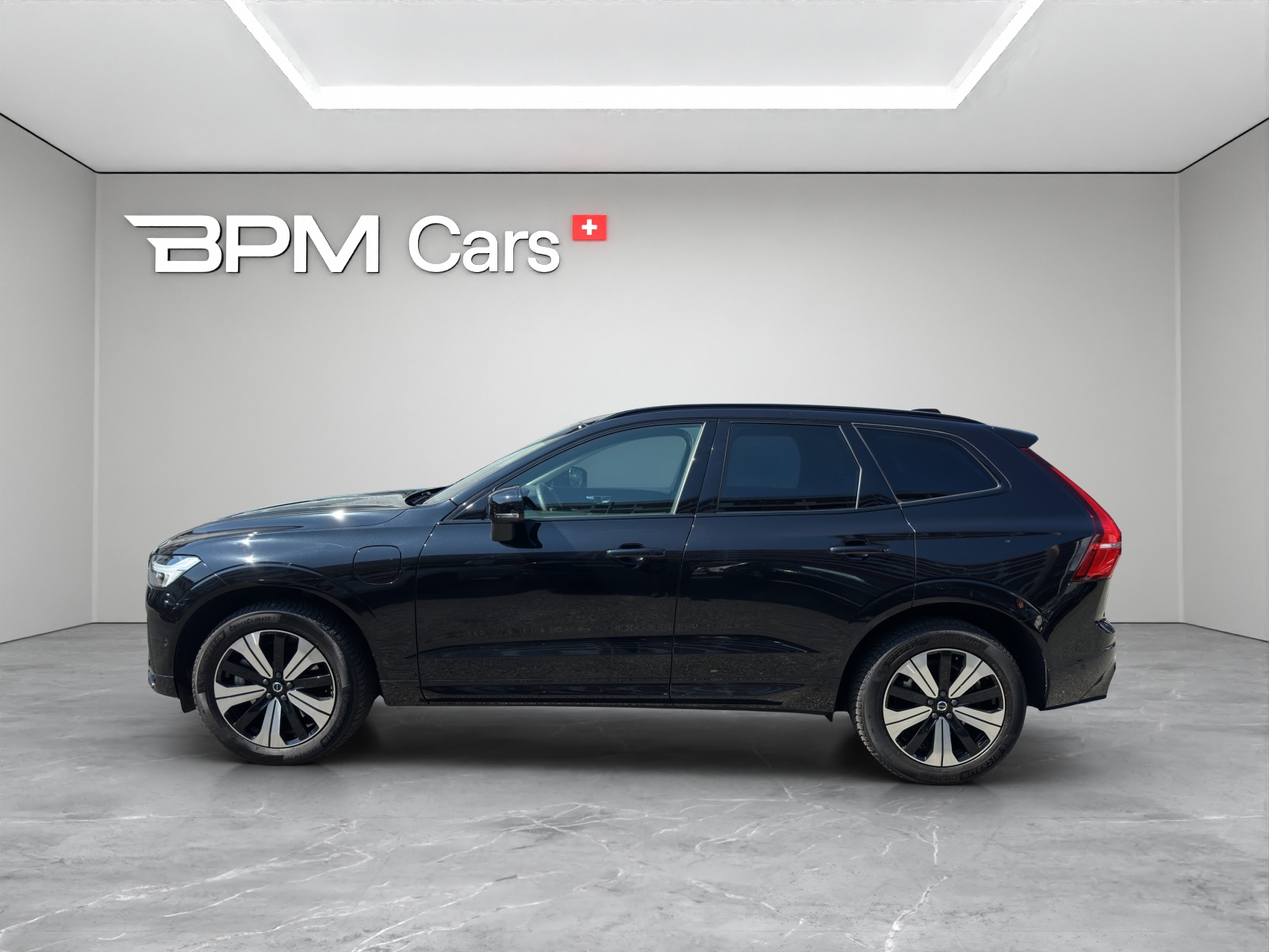 VOLVO XC60 2.0 T6 TE Plus Dark eAWD-image-14