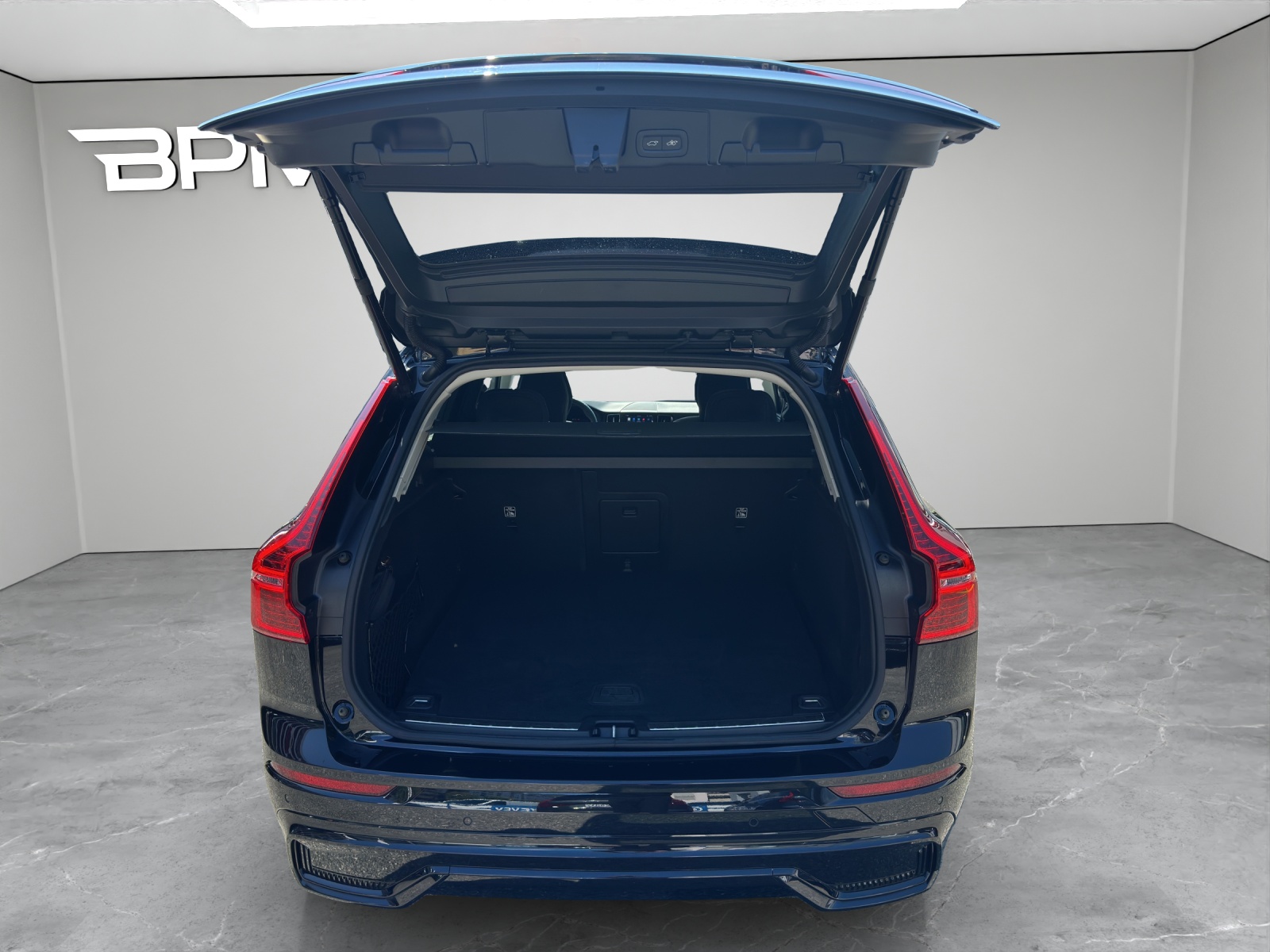 VOLVO XC60 2.0 T6 TE Plus Dark eAWD-image-12