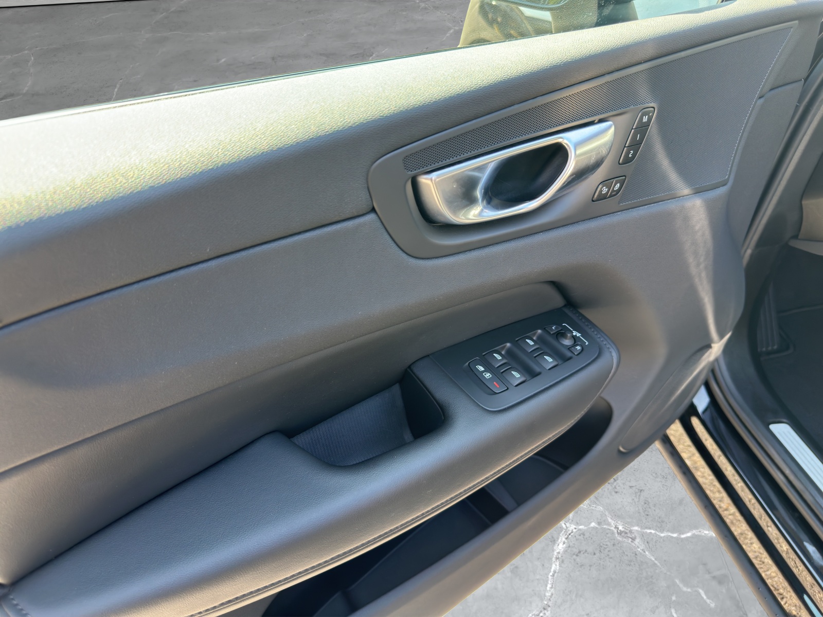 Image VOLVO XC60 XC60 2.0 T6 TE Plus Dark eAWD