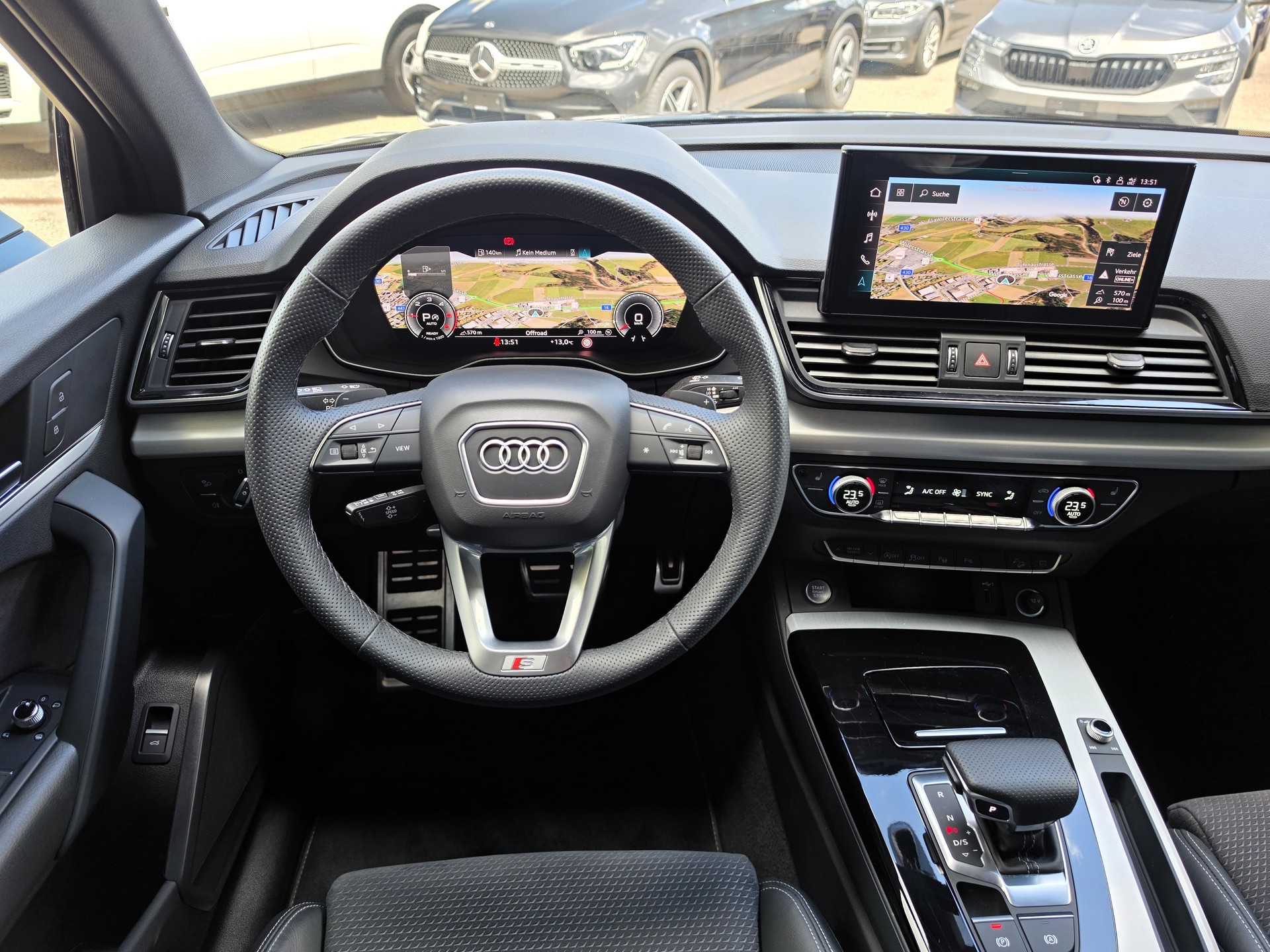 AUDI Q5 Sportback 40 TDI Black Edition S-Line quattro S-Tronic-image-8