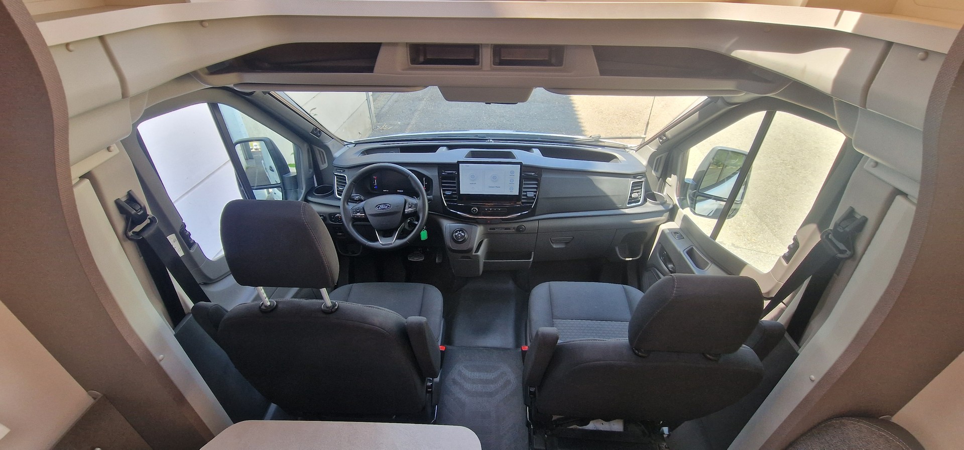 FORD Etrusco V 6.6 SF | Ford Transit 2.0 TDCi 130 PS | Automatik-image-9