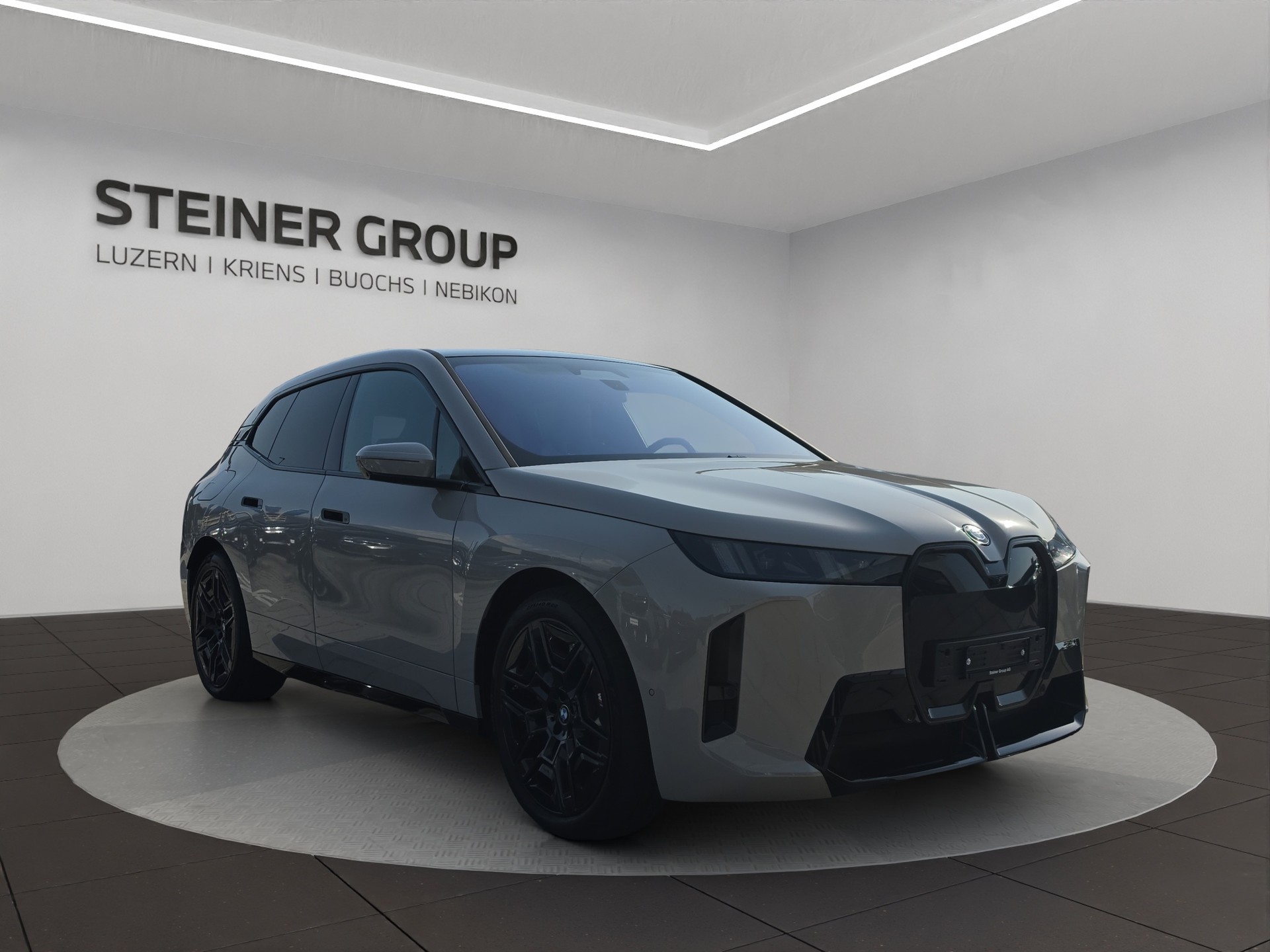 BMW iX xDrive60 M Sport Pro-image-2
