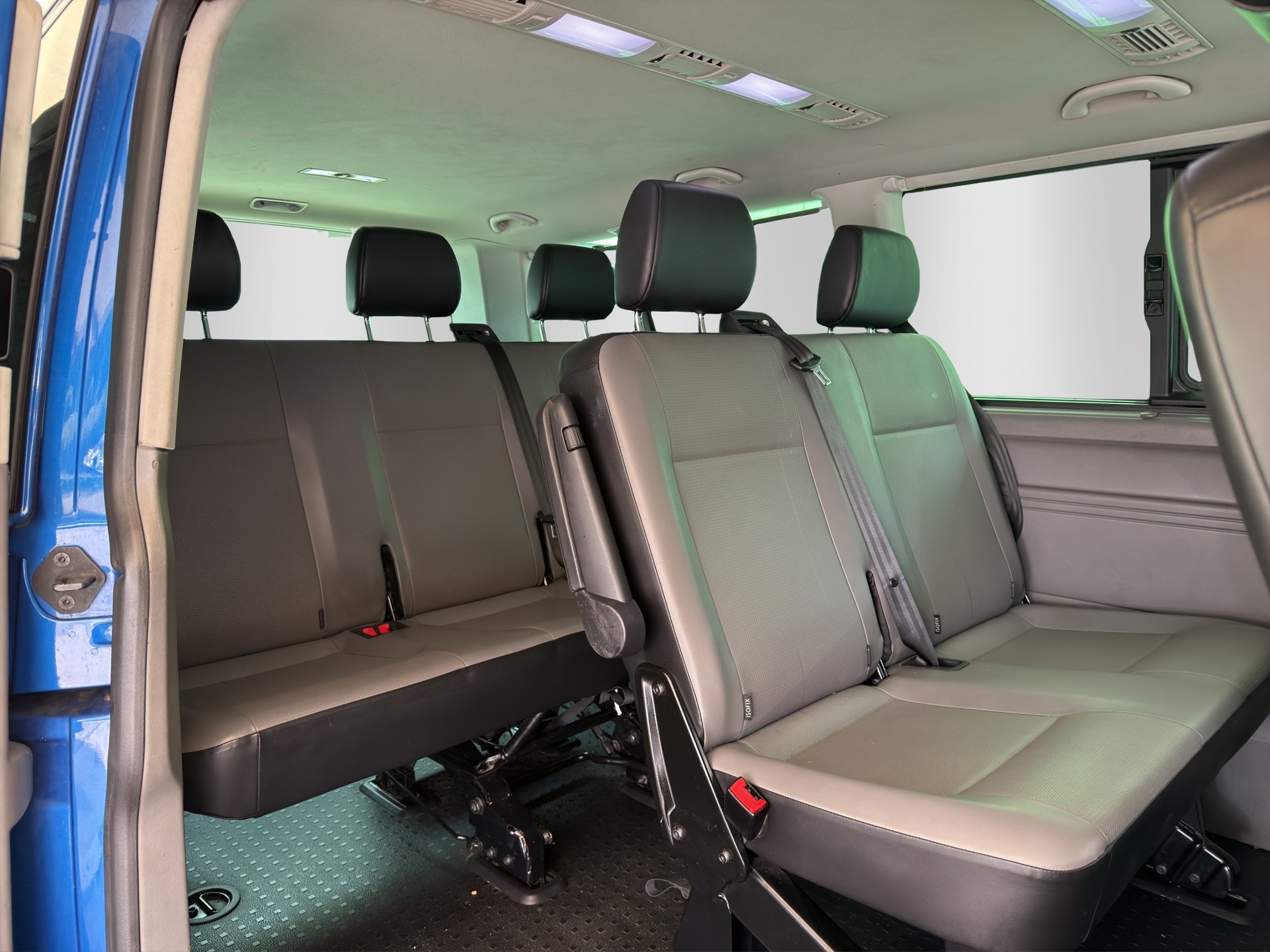 VW T6.1 Caravelle 2.0 TDI Comfortline Liberty DSG LWB-image-13