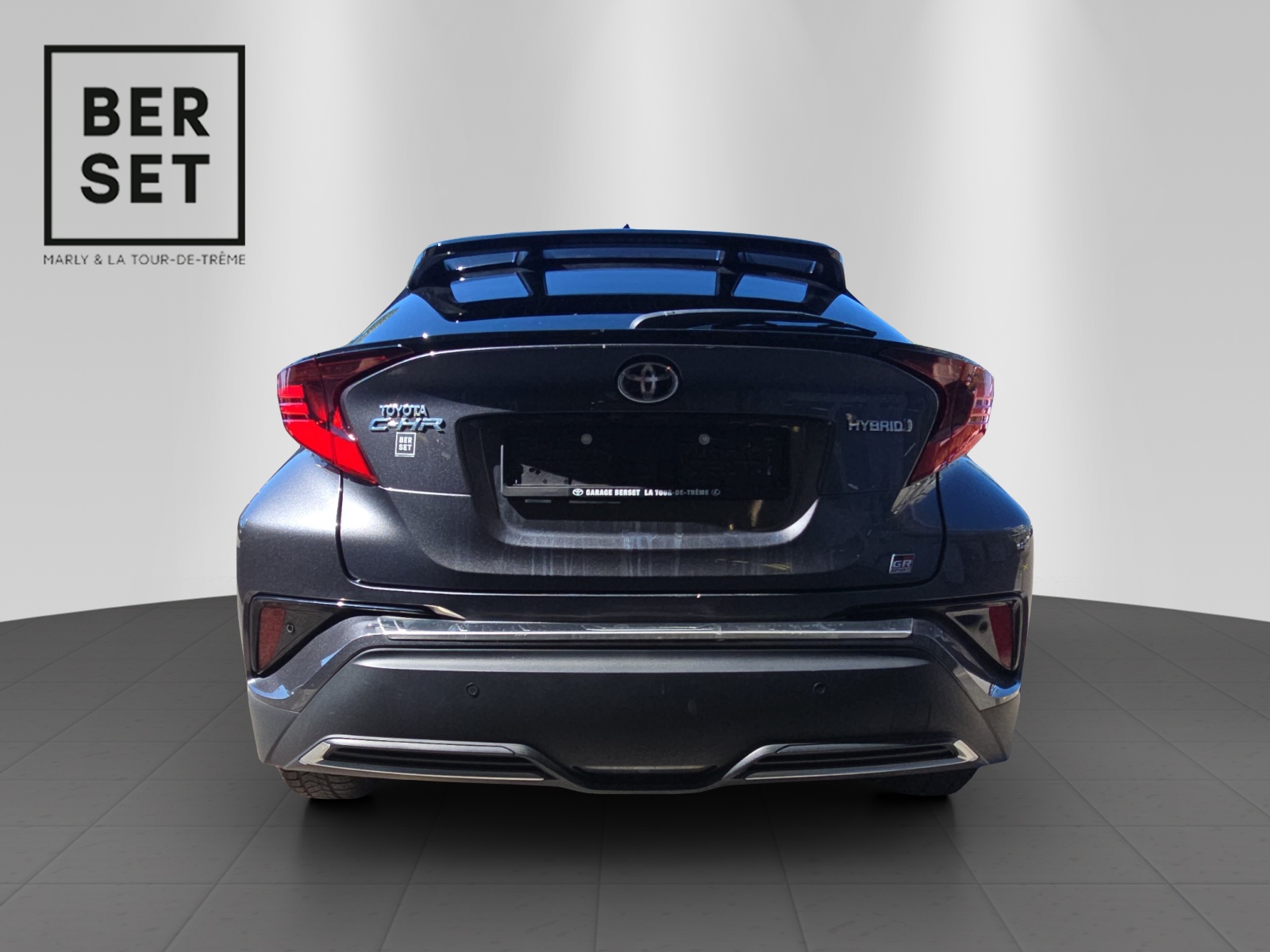 TOYOTA C-HR 2.0 VVTi HSD GR Sport-image-3