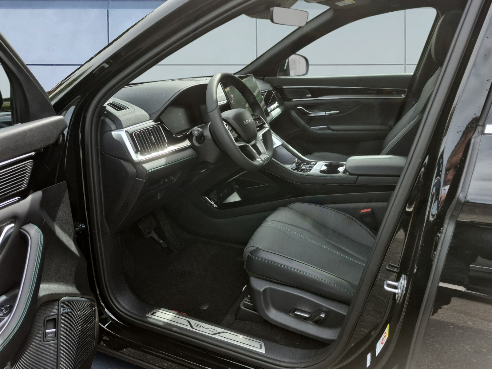 BYD Seal U DM-i Design AWD-image-9