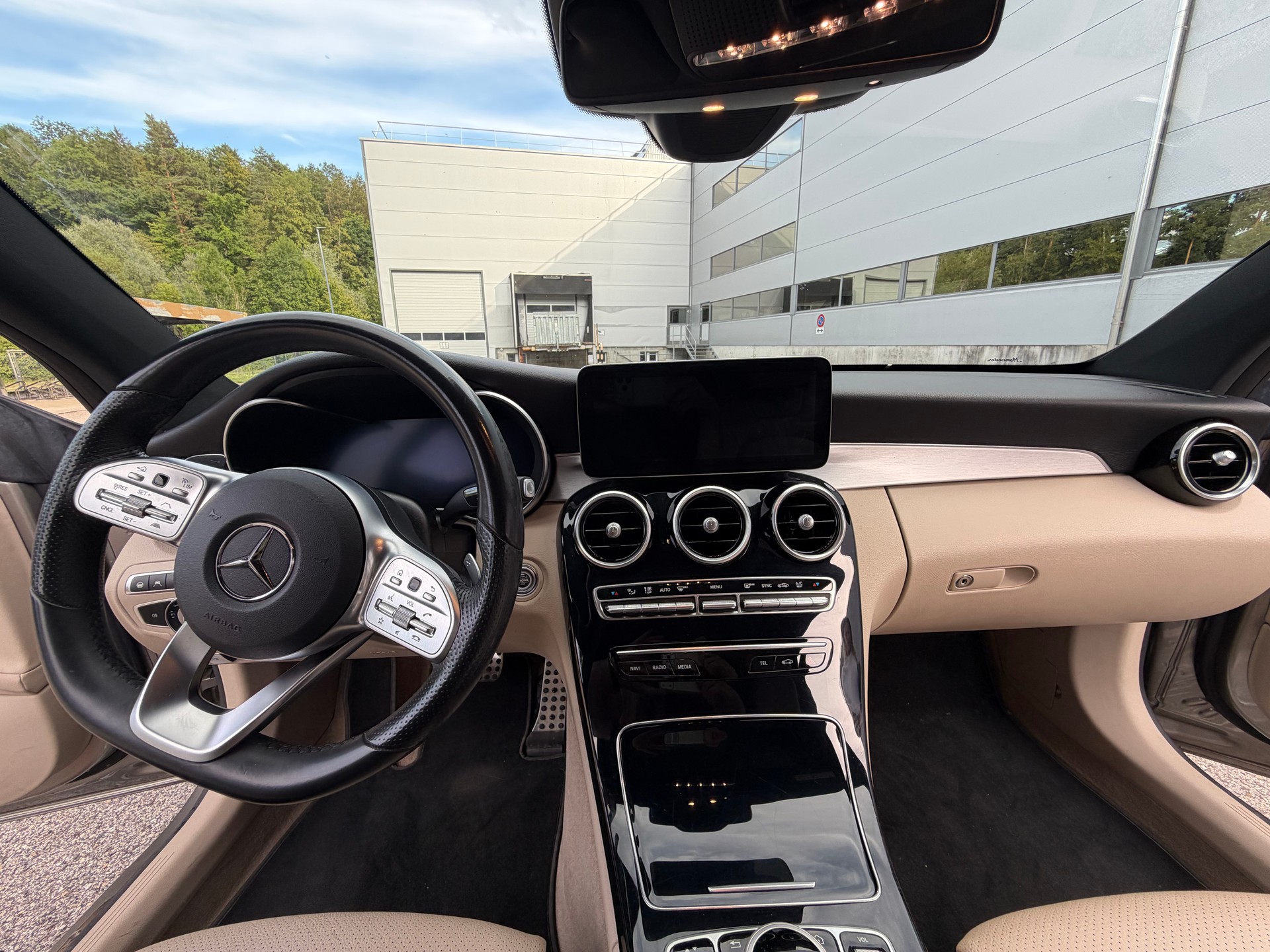 MERCEDES-BENZ C 220 d 4matic-image-5