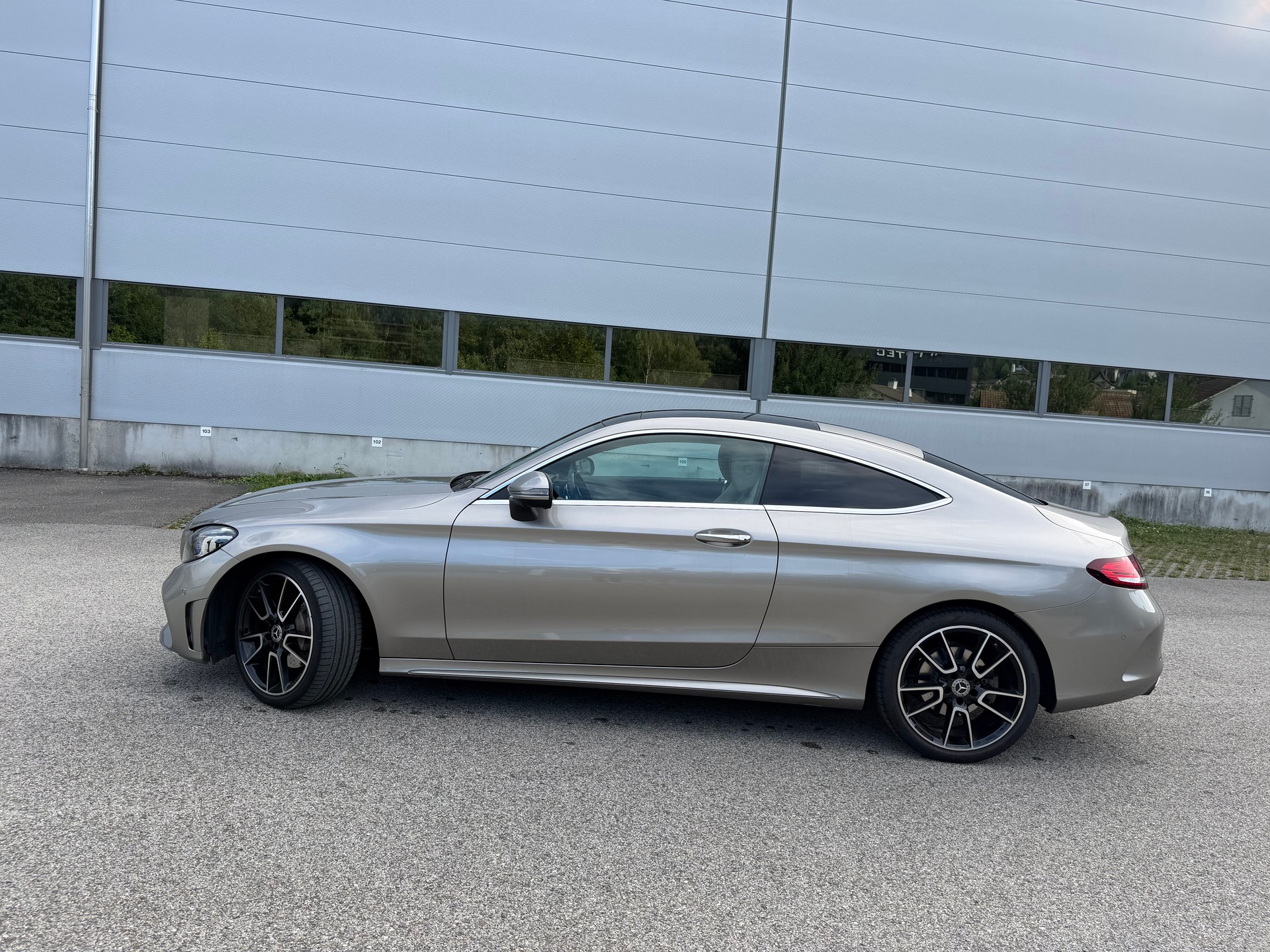 MERCEDES-BENZ C 220 d 4matic-image-1