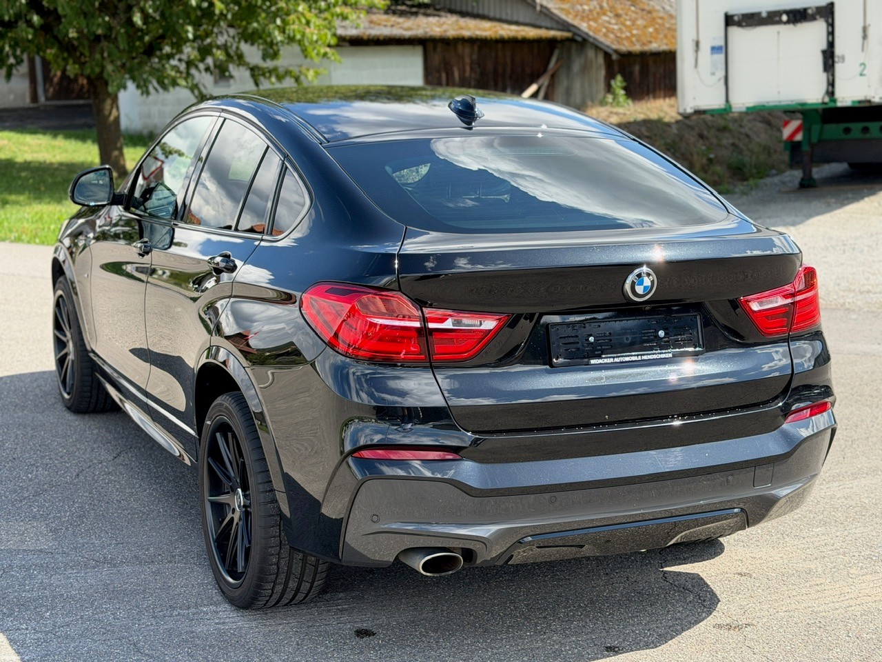BMW X4 xDrive 20d M Sport Steptronic-image-15