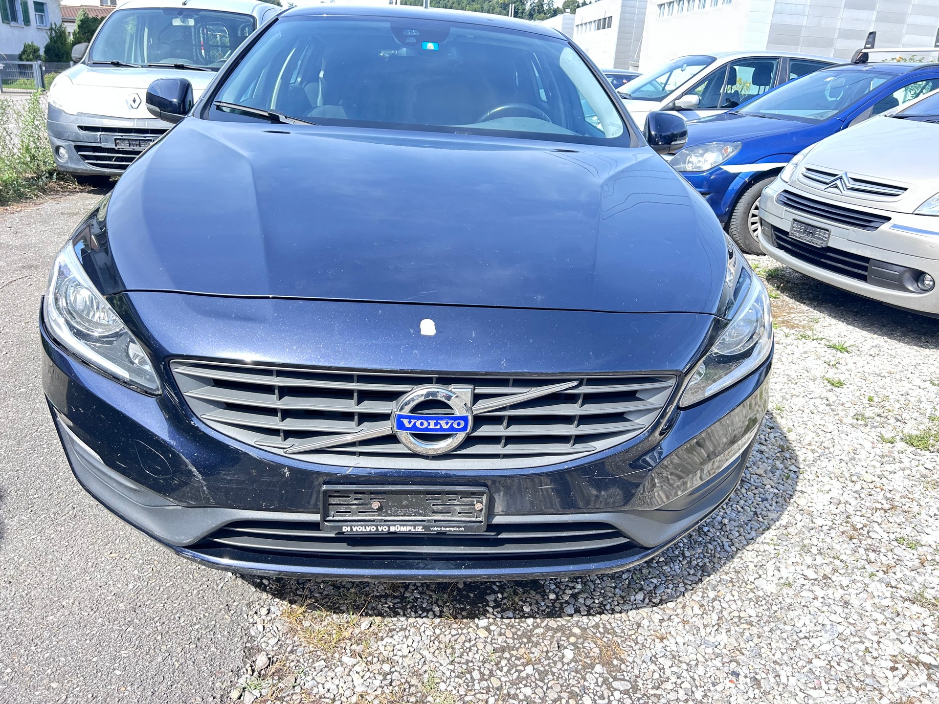 VOLVO V60 D4 Summum-image-2