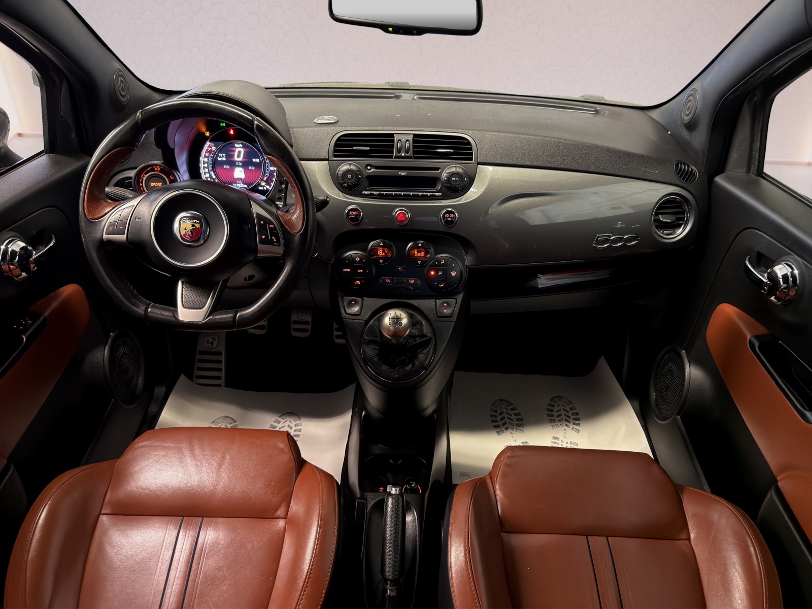 FIAT 595 1.4 16V Turbo Abarth Turismo-showroom-element-3