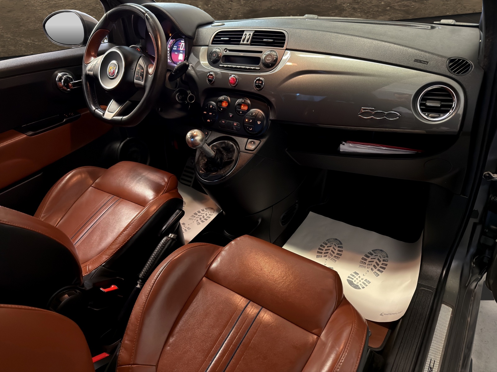 FIAT 595 1.4 16V Turbo Abarth Turismo-image-12