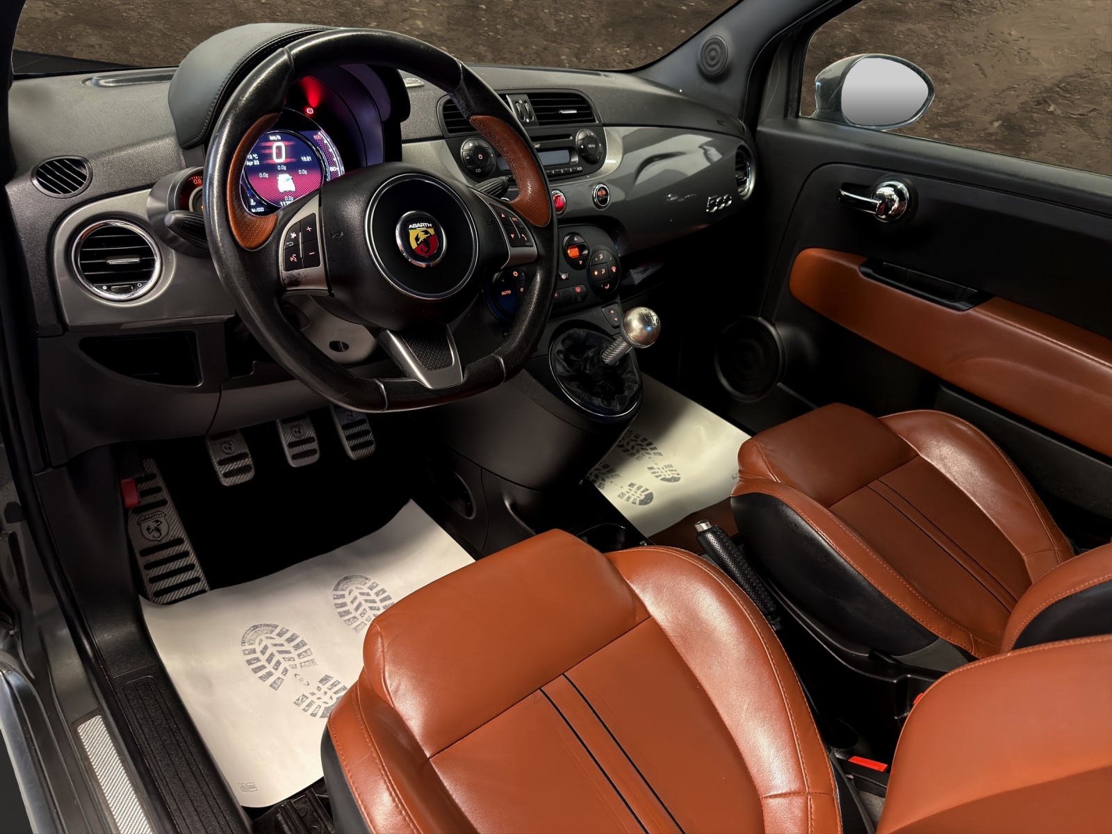 FIAT 595 1.4 16V Turbo Abarth Turismo-image-7